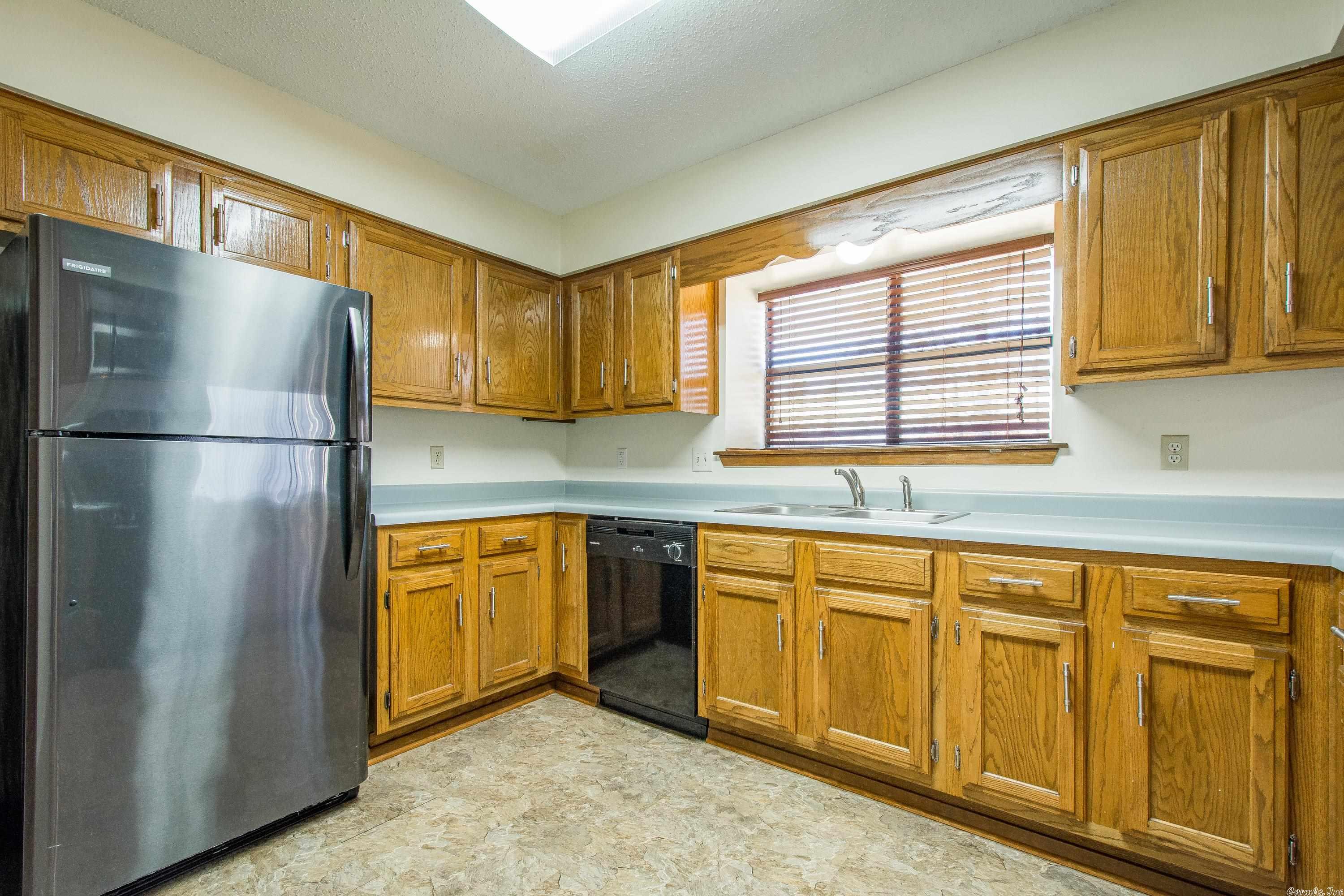 WESTLAKE - Residential