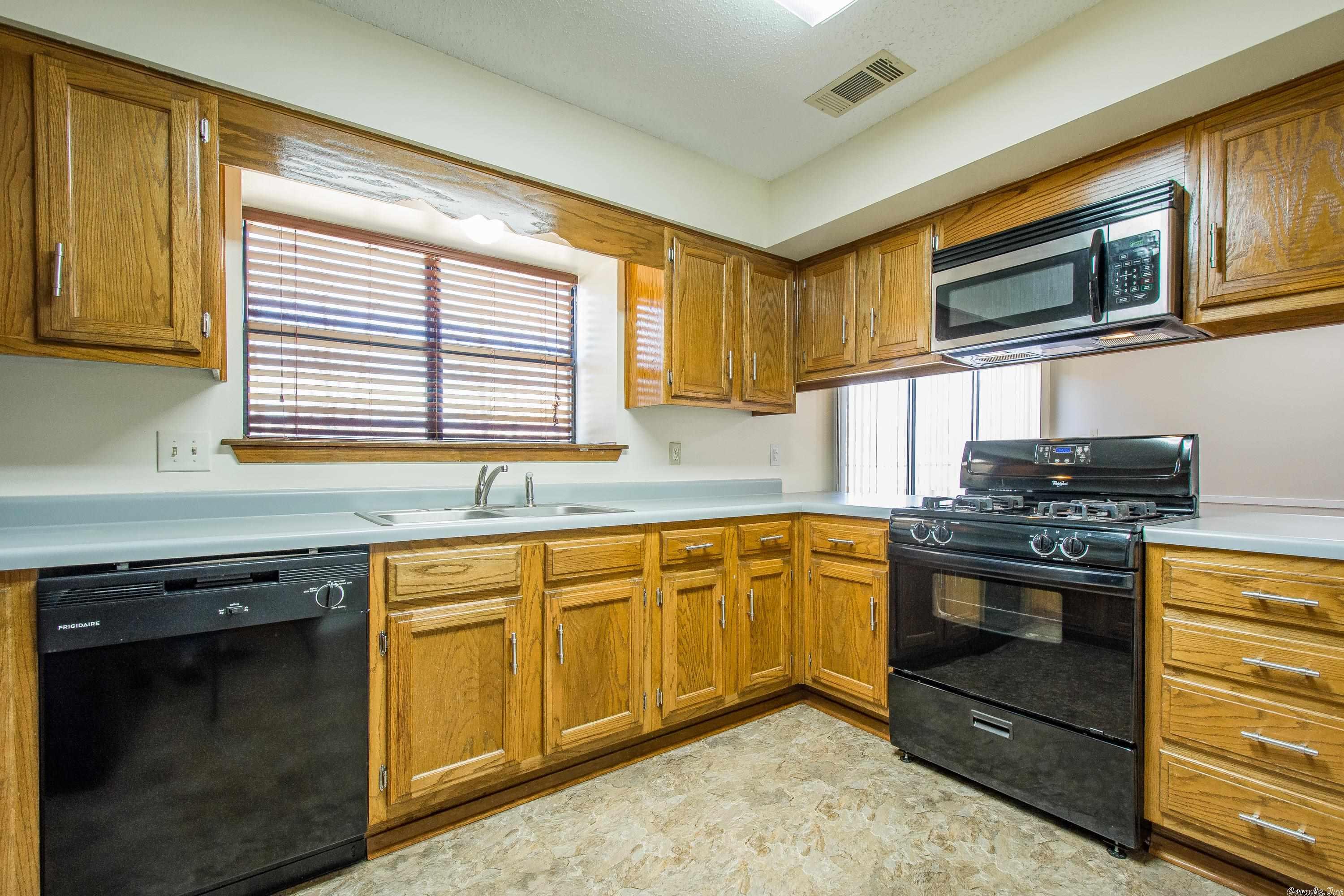 WESTLAKE - Residential