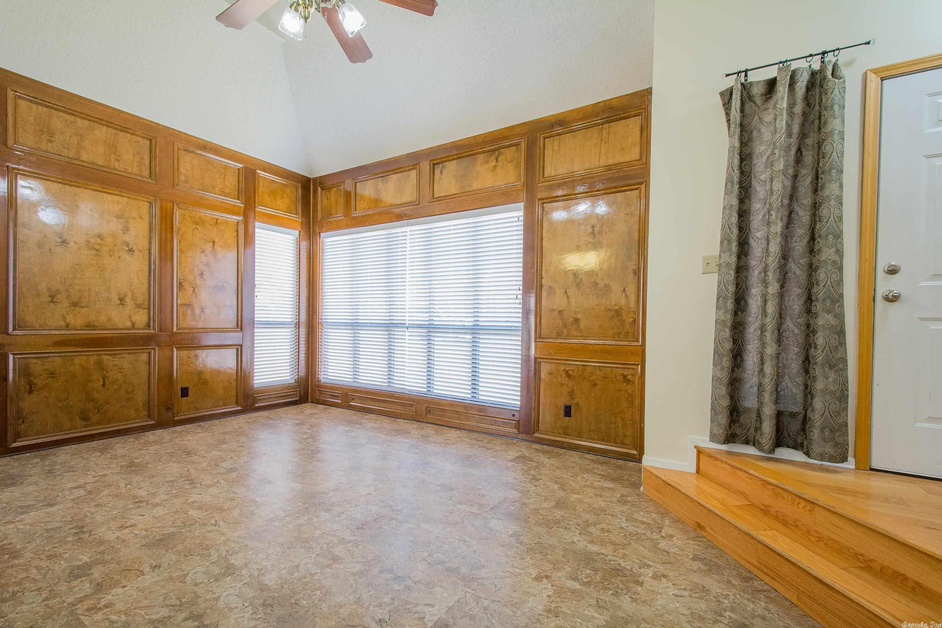 WESTLAKE - Residential