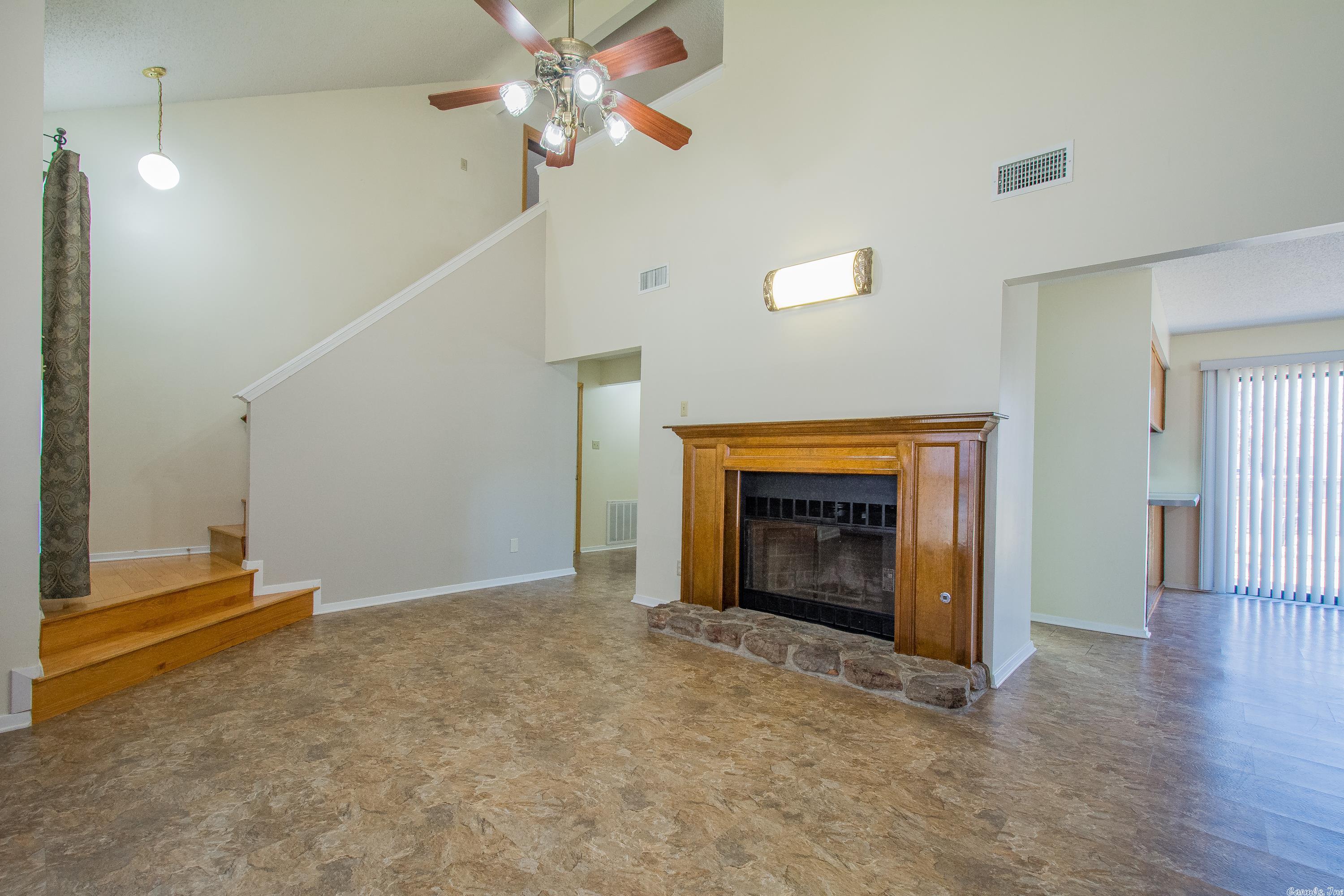 WESTLAKE - Residential