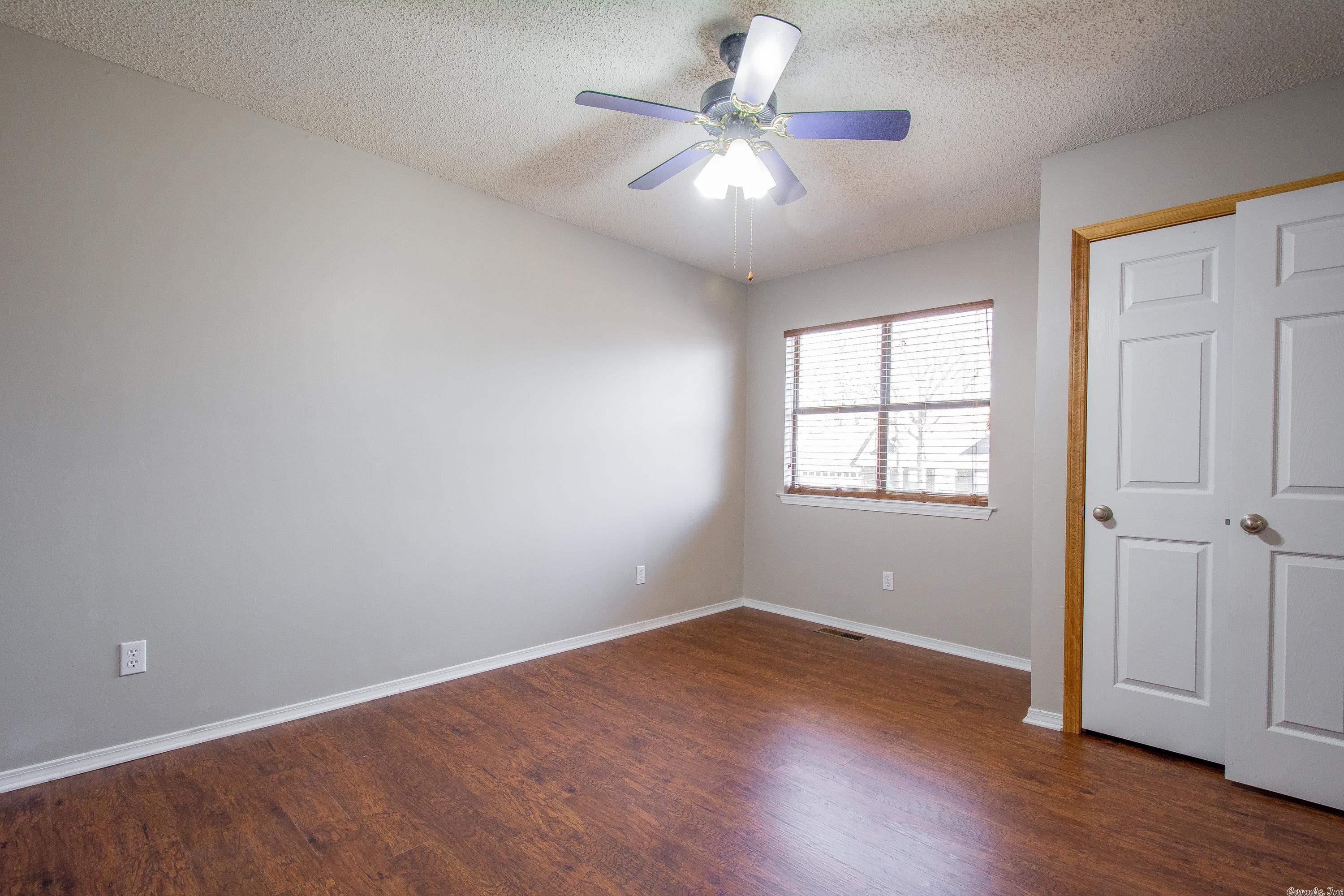 WESTLAKE - Residential