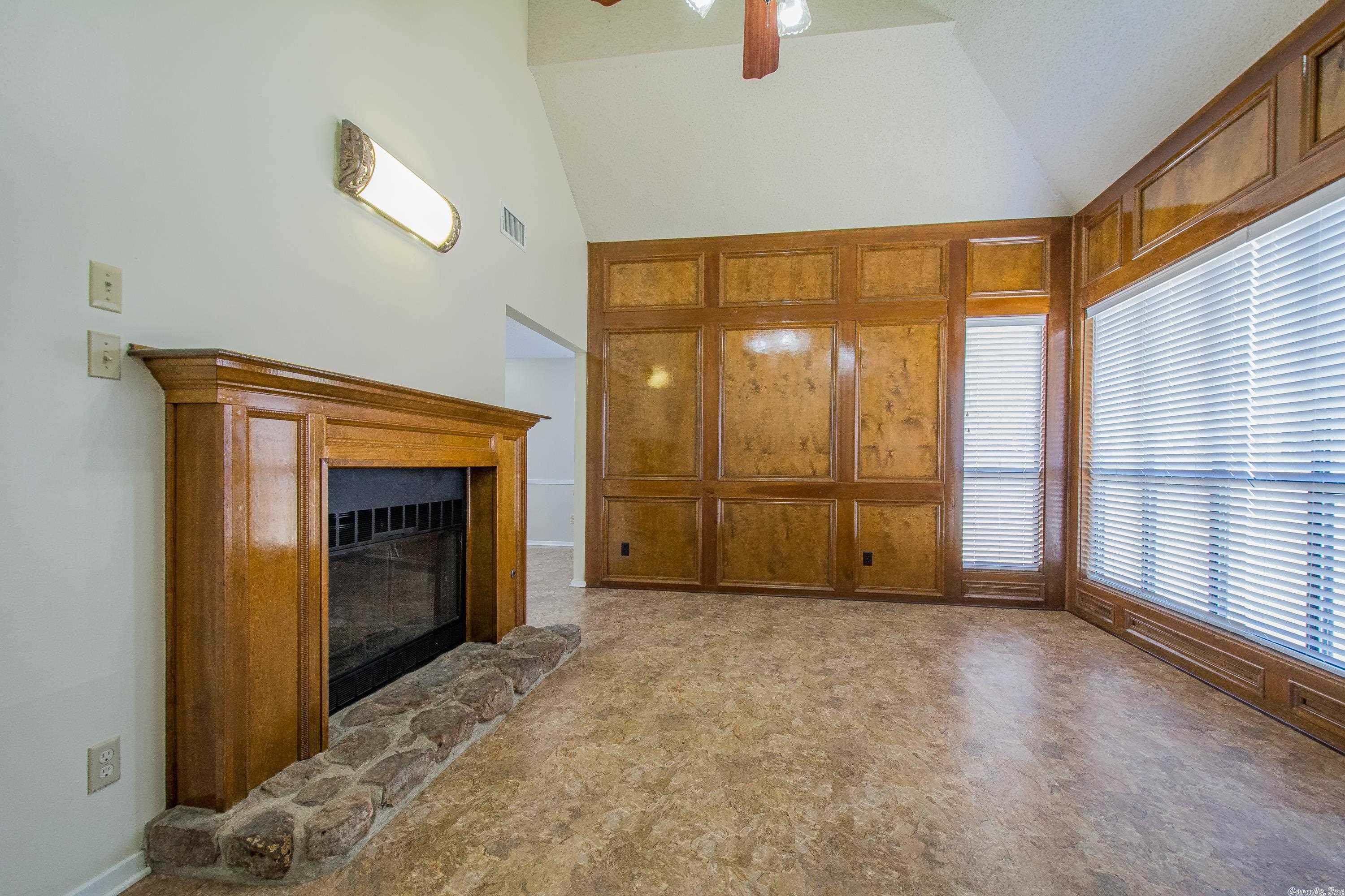 WESTLAKE - Residential