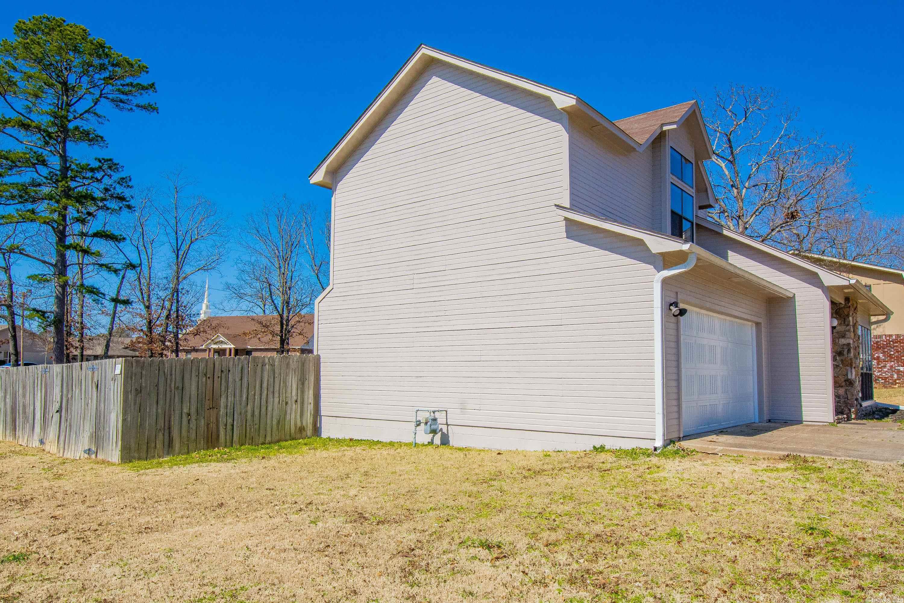 WESTLAKE - Residential