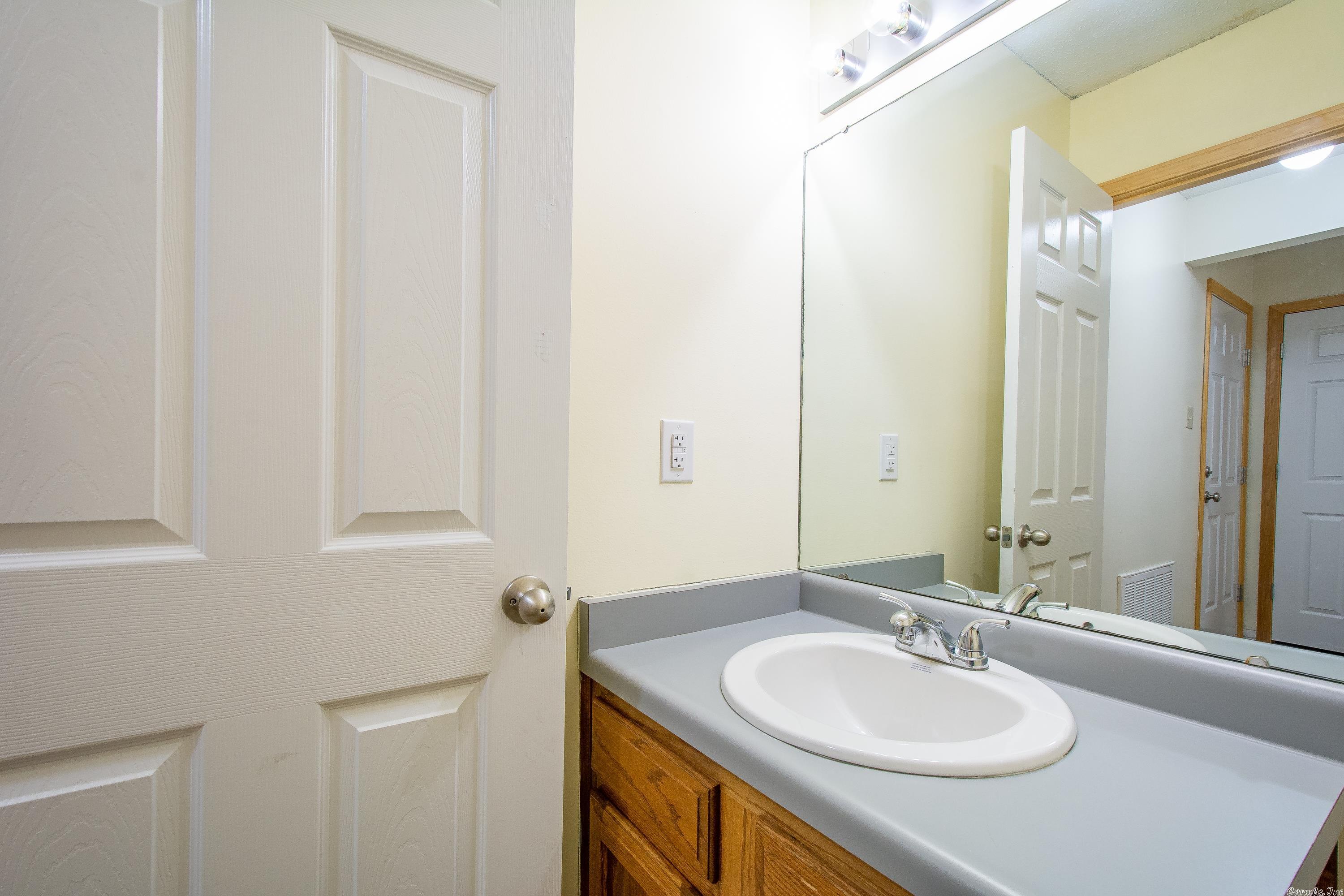 WESTLAKE - Residential