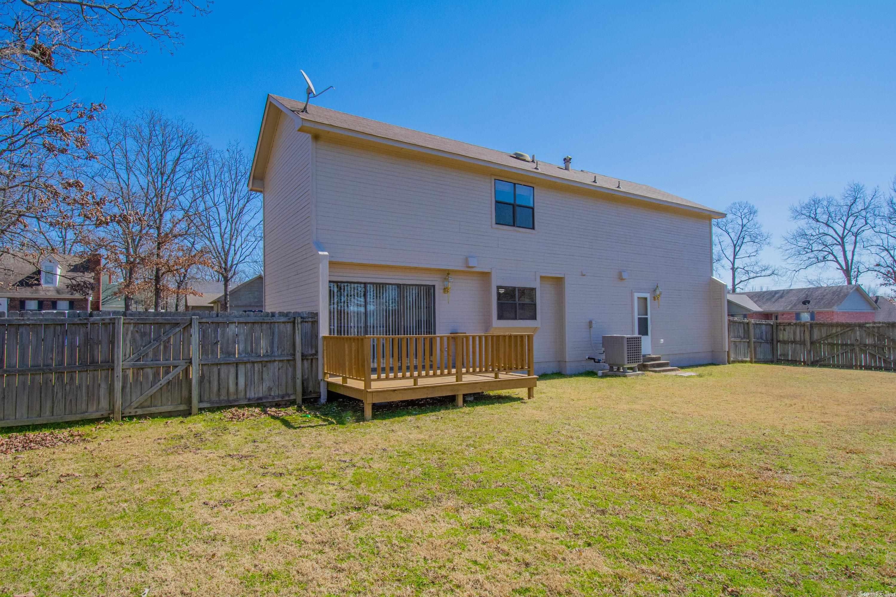 WESTLAKE - Residential