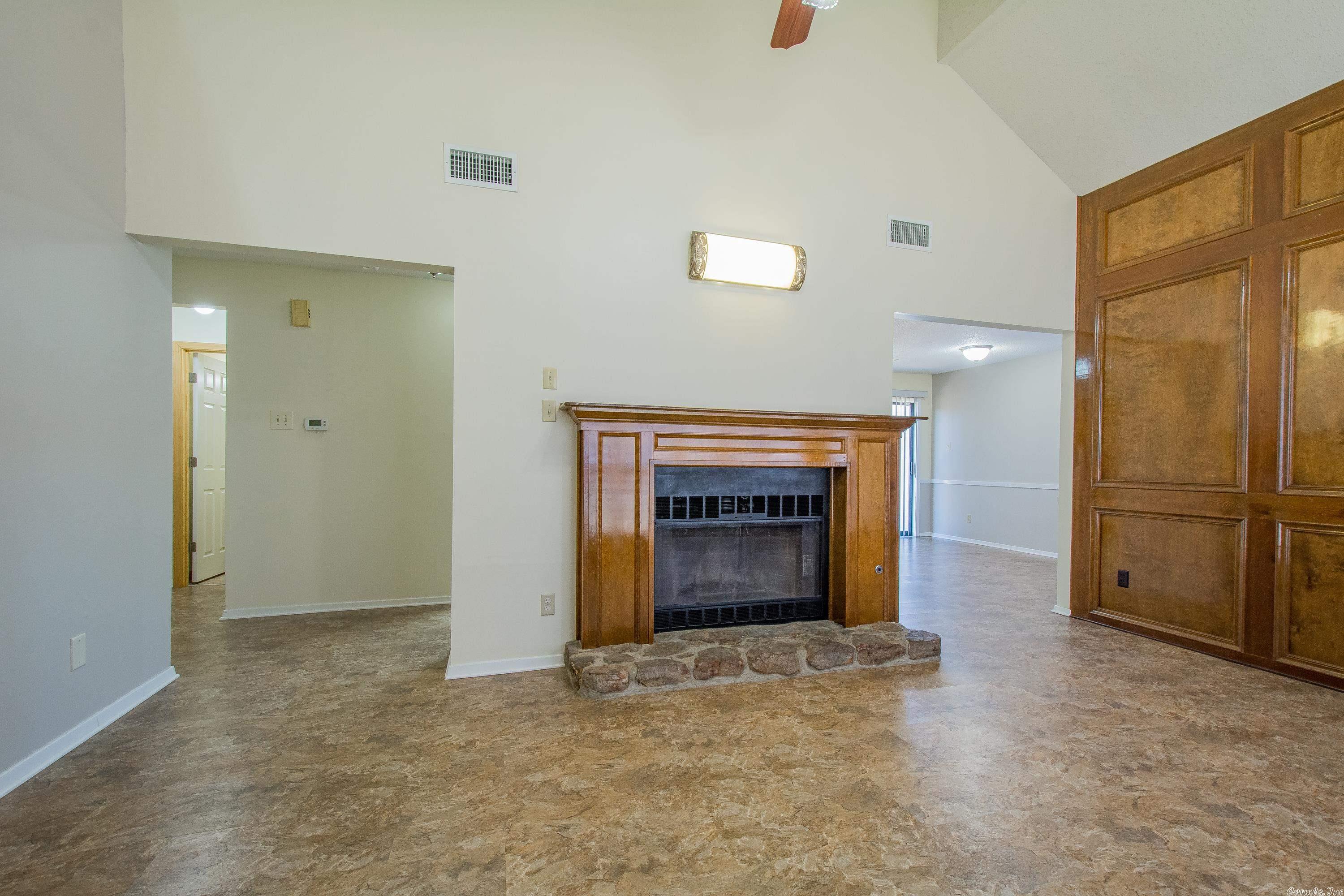 WESTLAKE - Residential