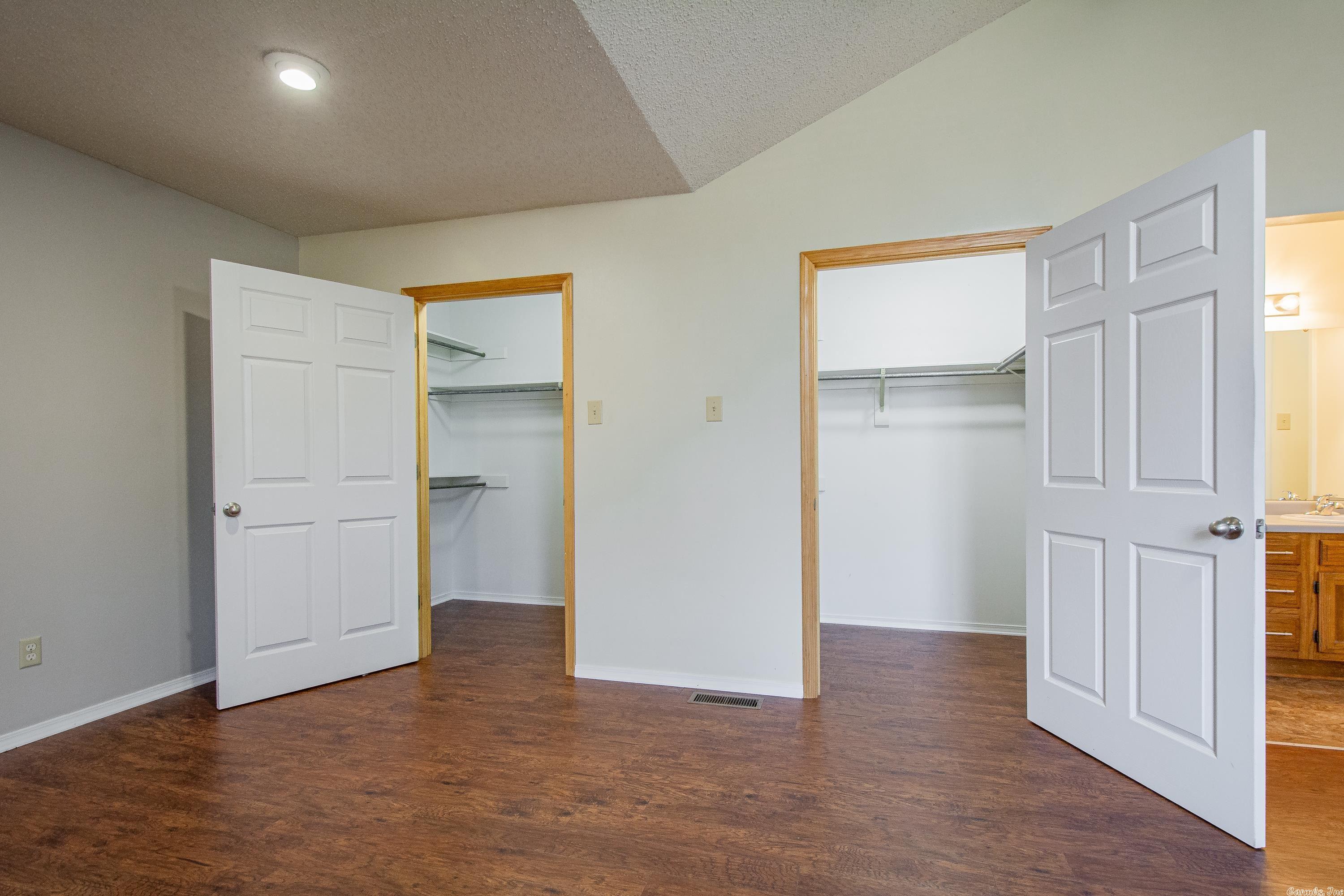 WESTLAKE - Residential