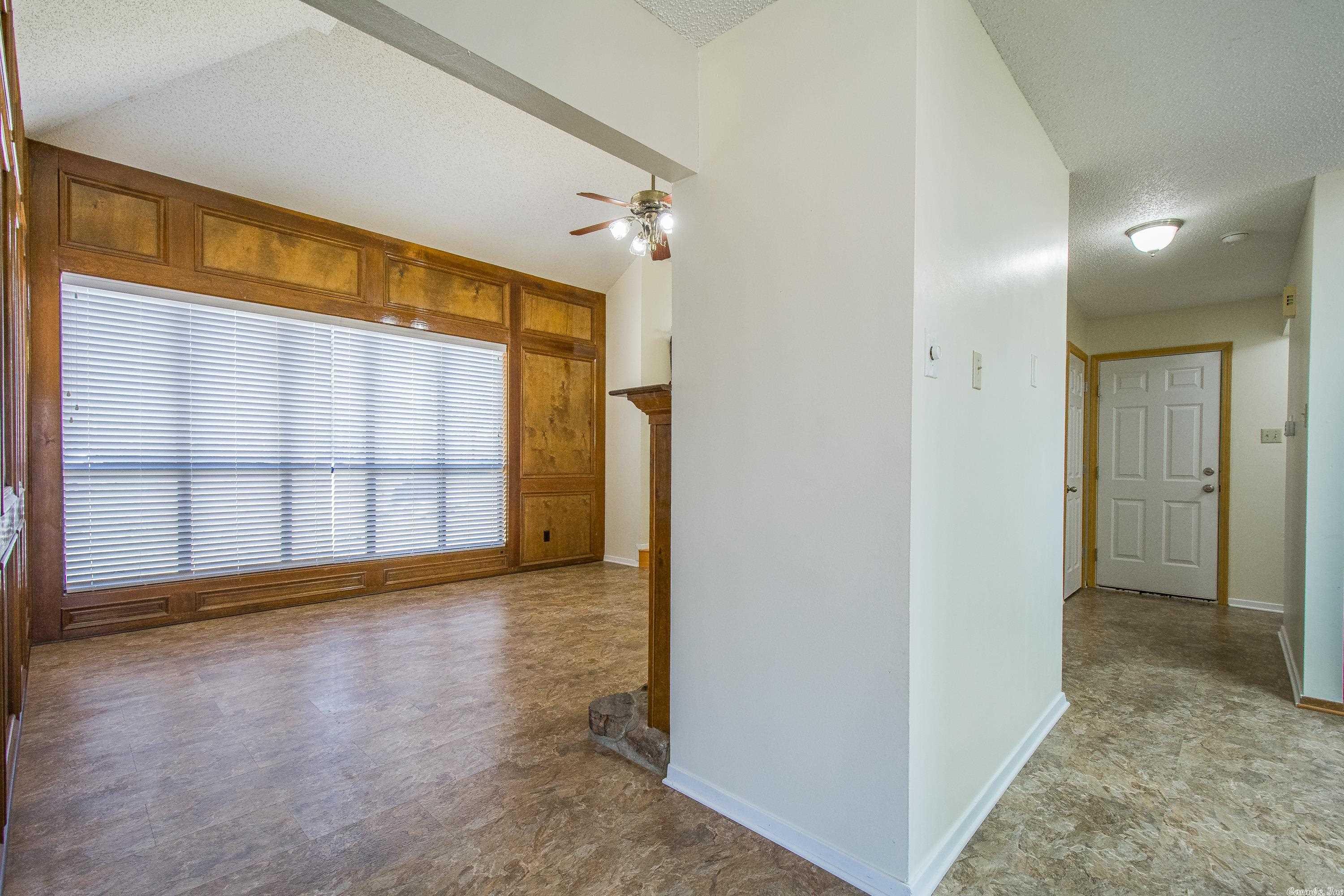 WESTLAKE - Residential