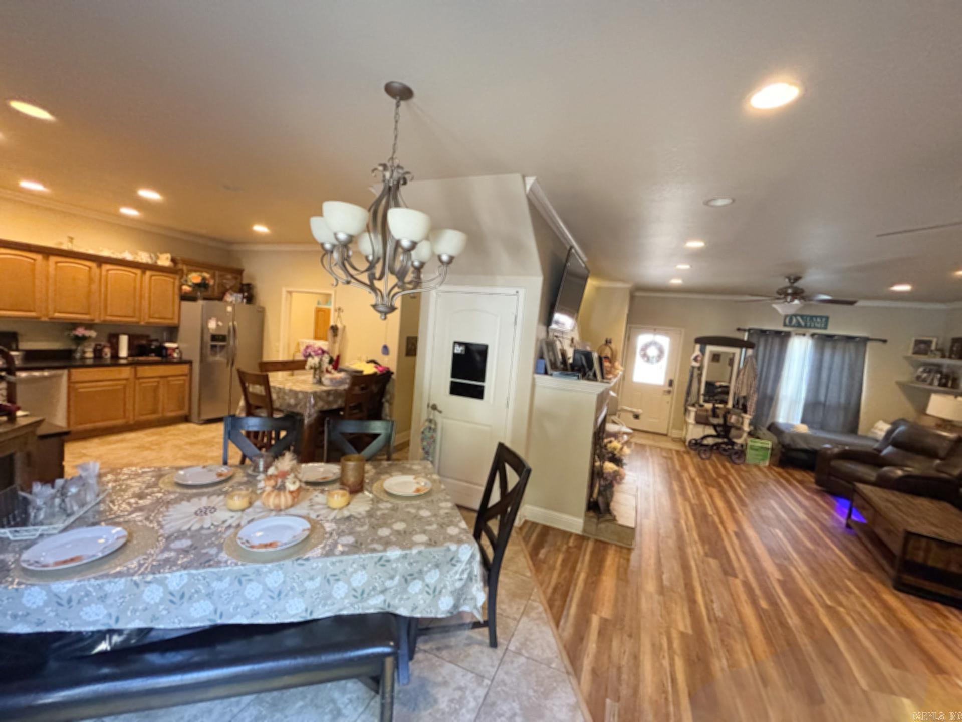 EDGEWATER COVE - Residential