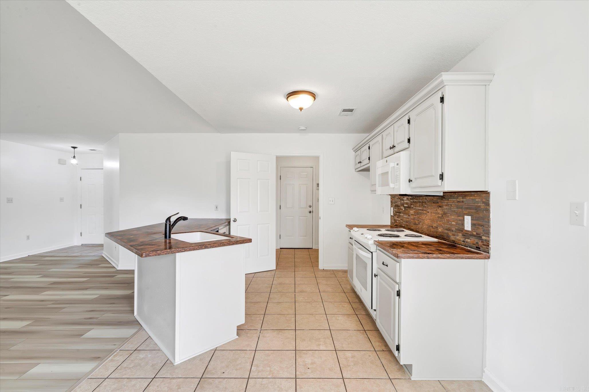 BARRETT'S - Residential