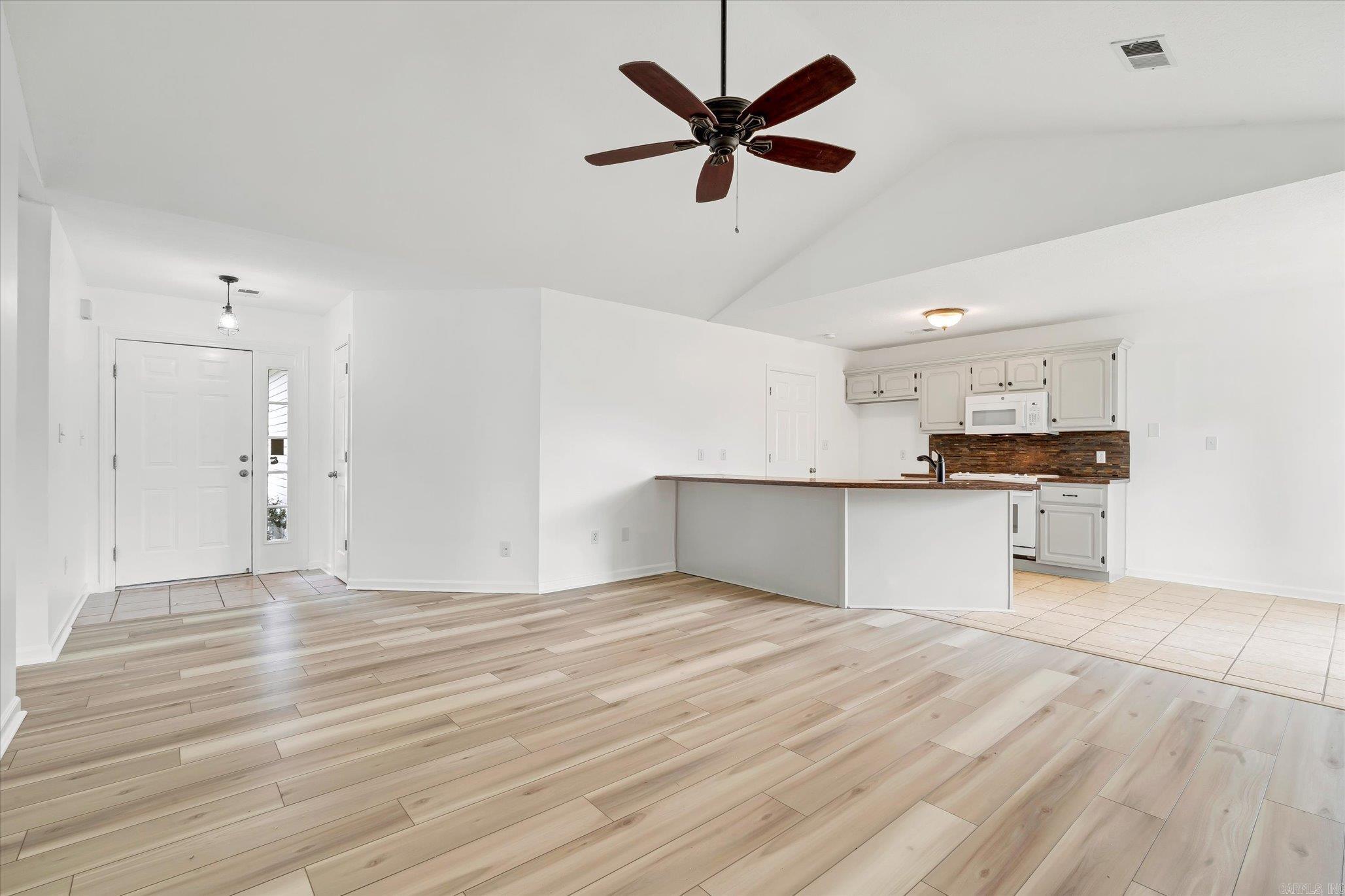 BARRETT'S - Residential