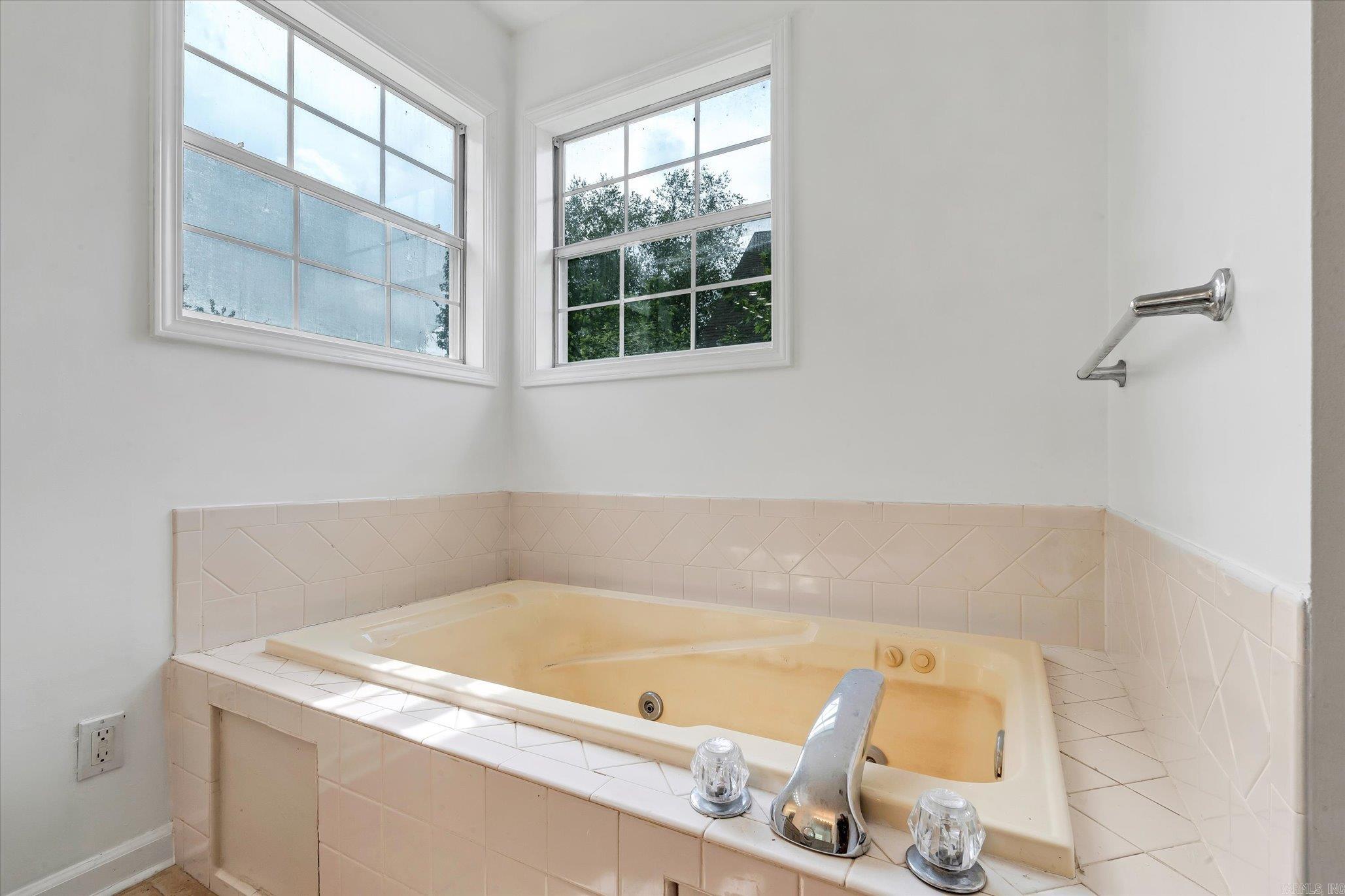 BARRETT'S - Residential