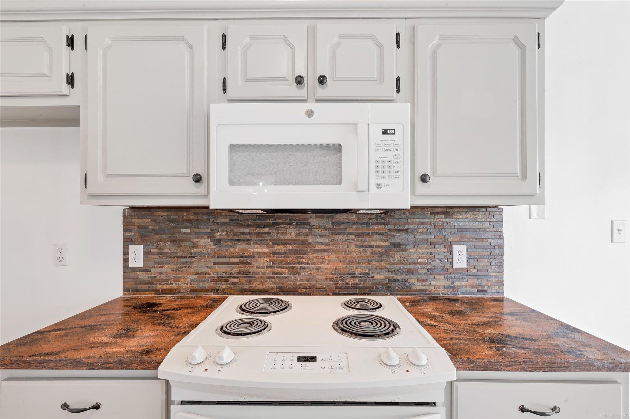 BARRETT'S - Residential