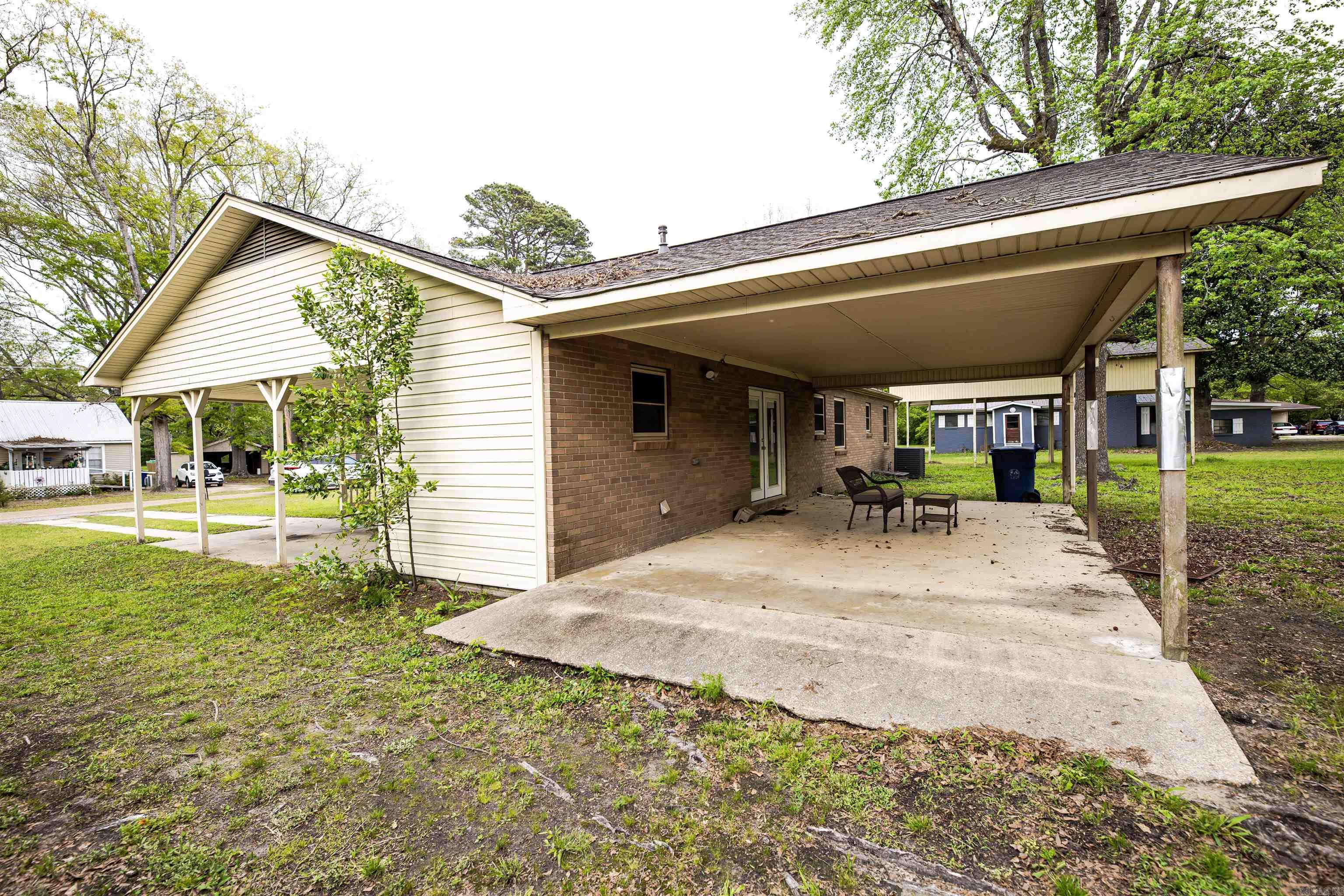 MCKAY AND RUSSO SD FRV - Residential