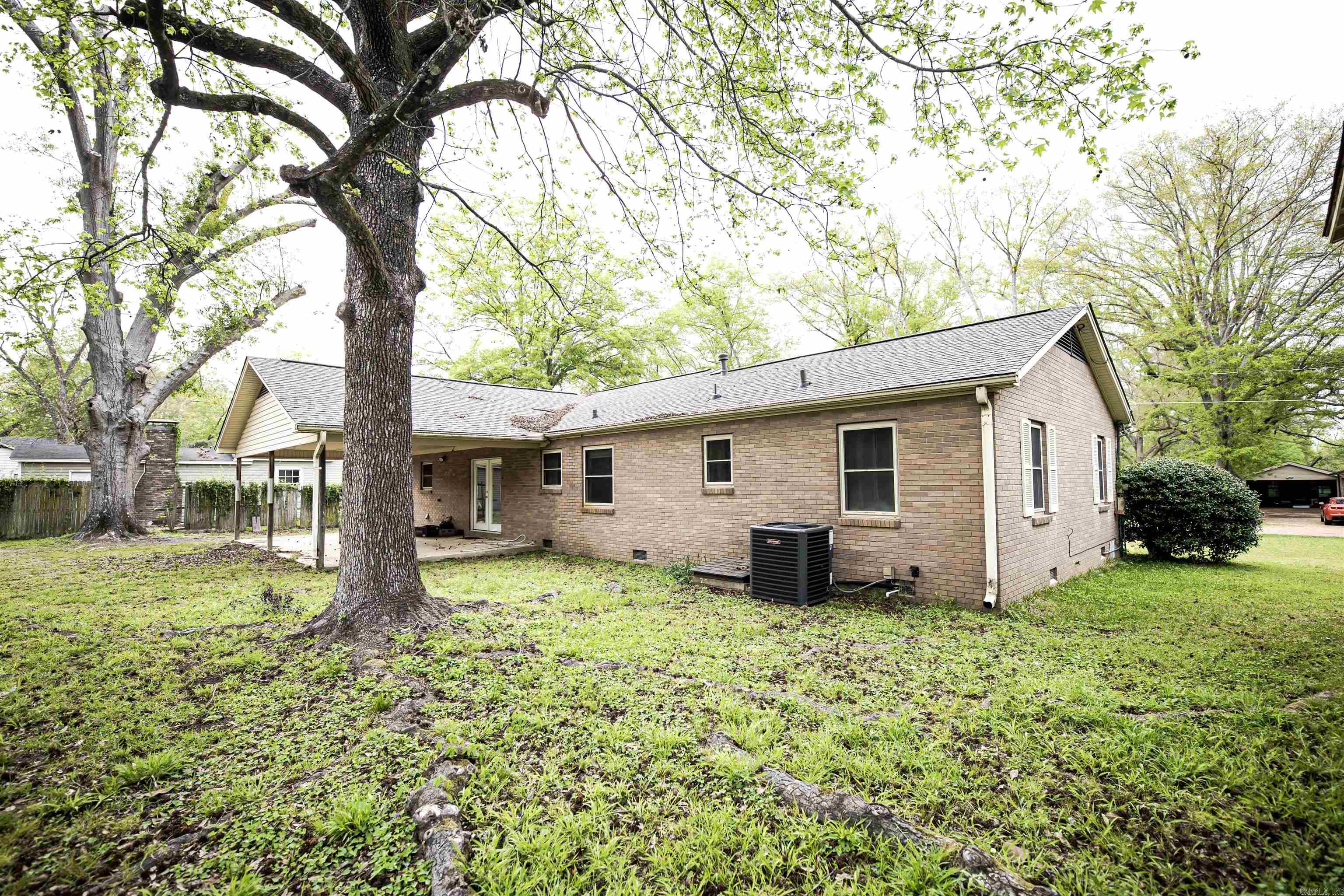 MCKAY AND RUSSO SD FRV - Residential