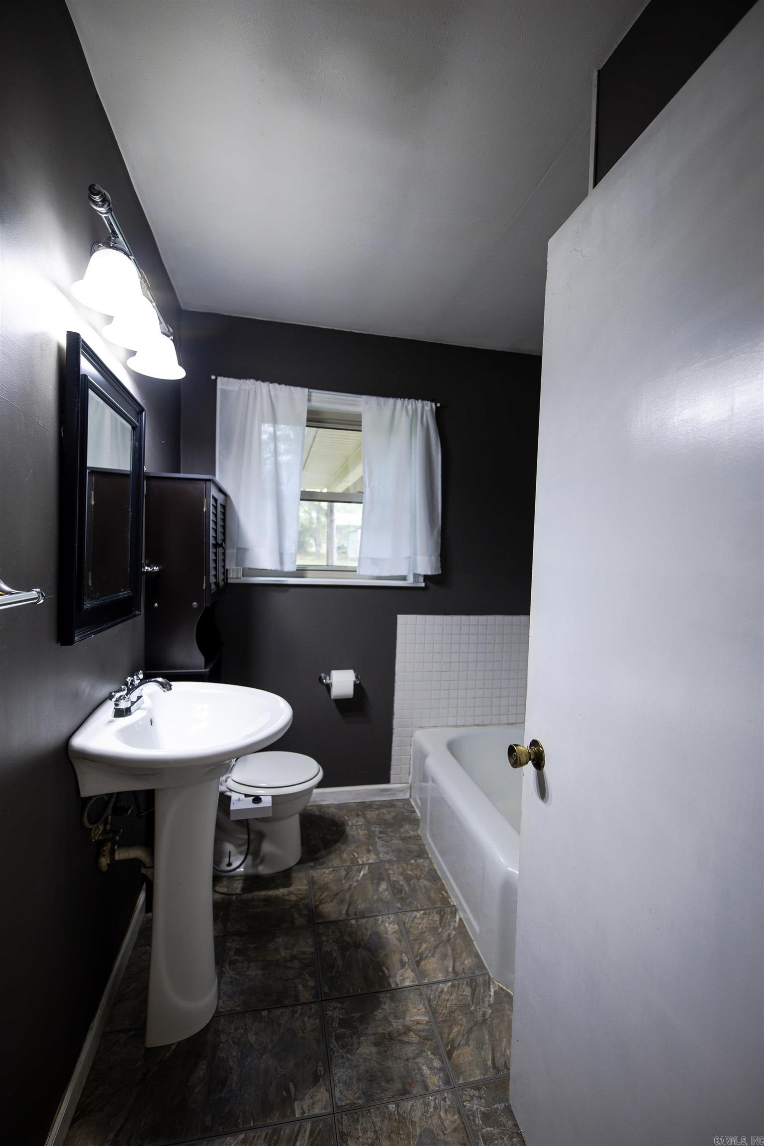 MCKAY AND RUSSO SD FRV - Residential