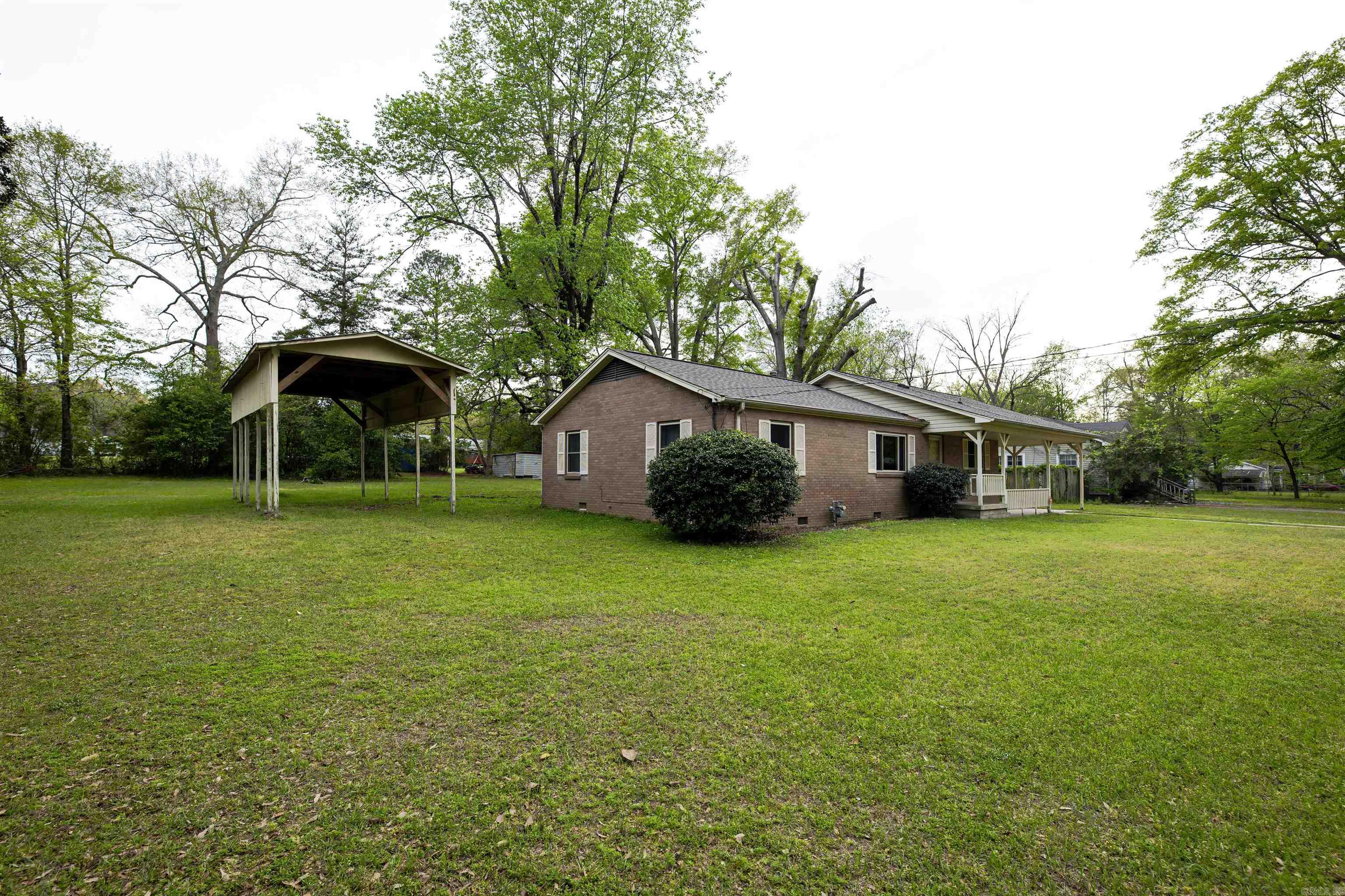 MCKAY AND RUSSO SD FRV - Residential