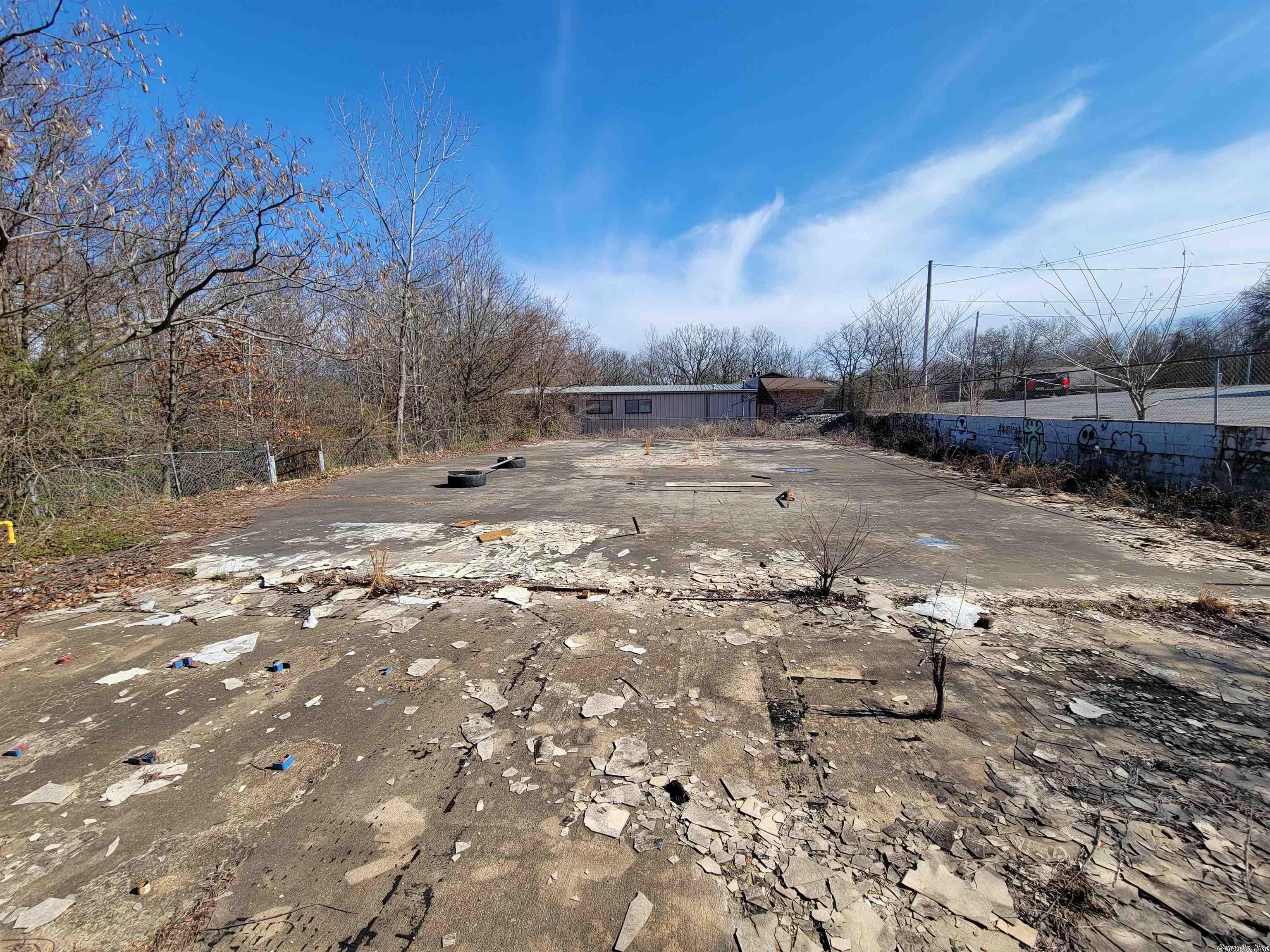 Indian Hills - Commercial Sale