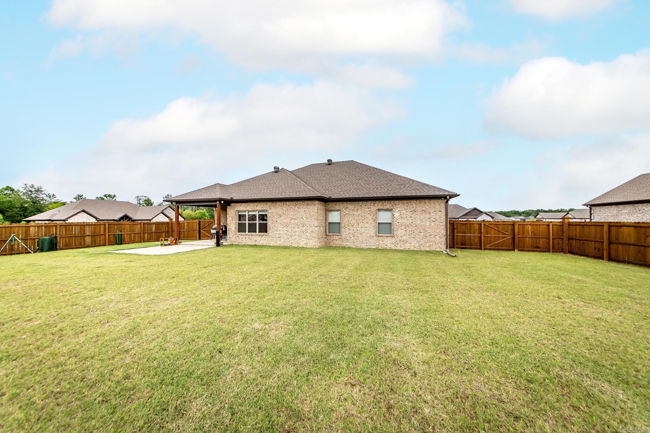 MOUNT TABOR ESTATES - Residential