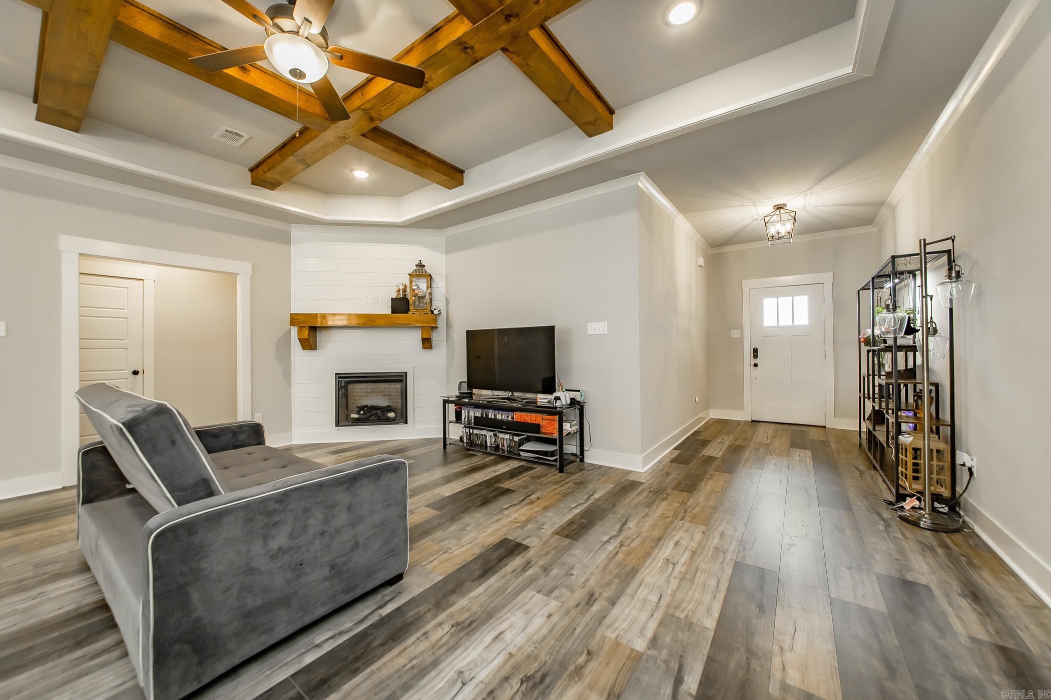 MOUNT TABOR ESTATES - Residential