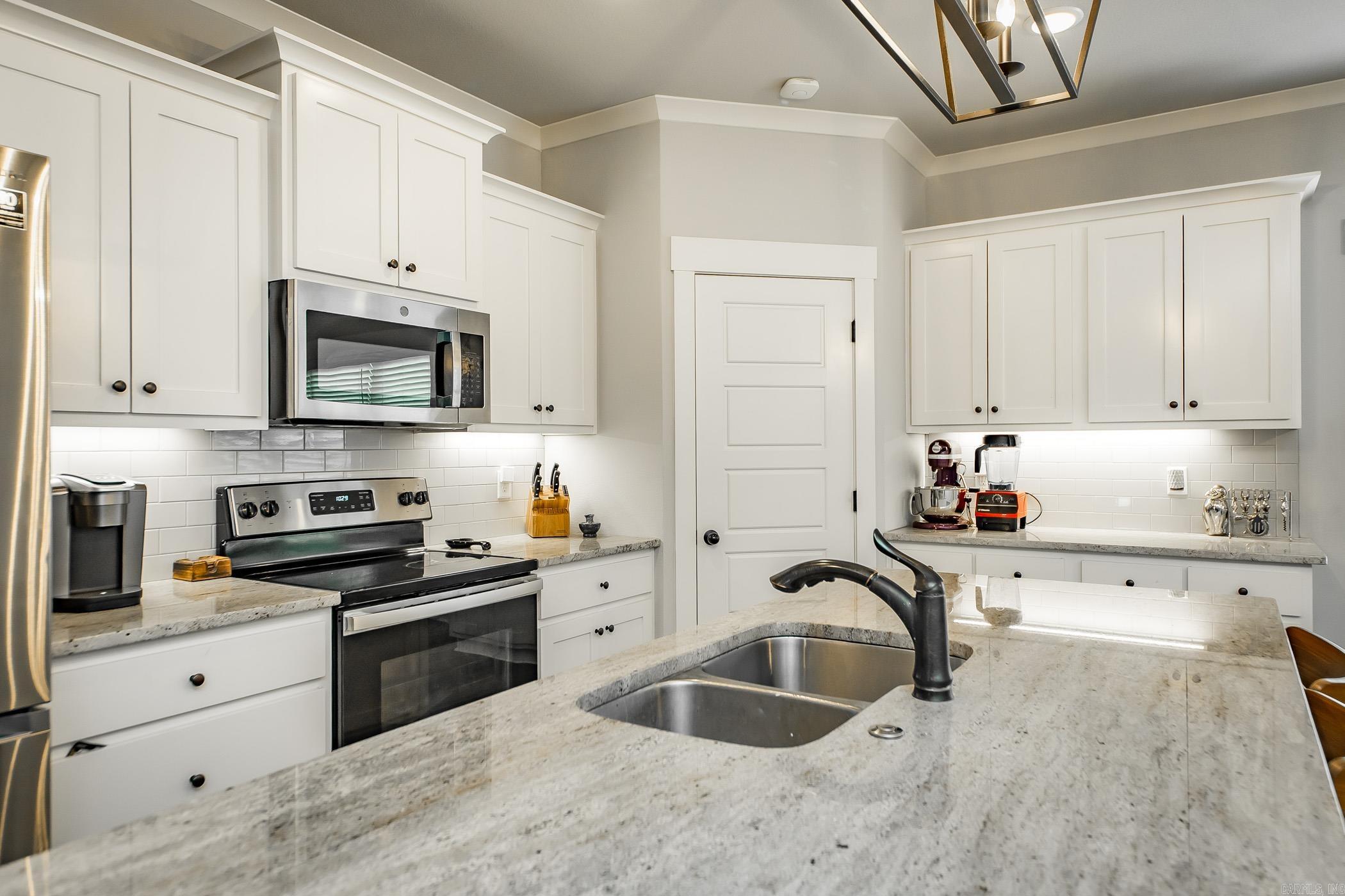 MOUNT TABOR ESTATES - Residential