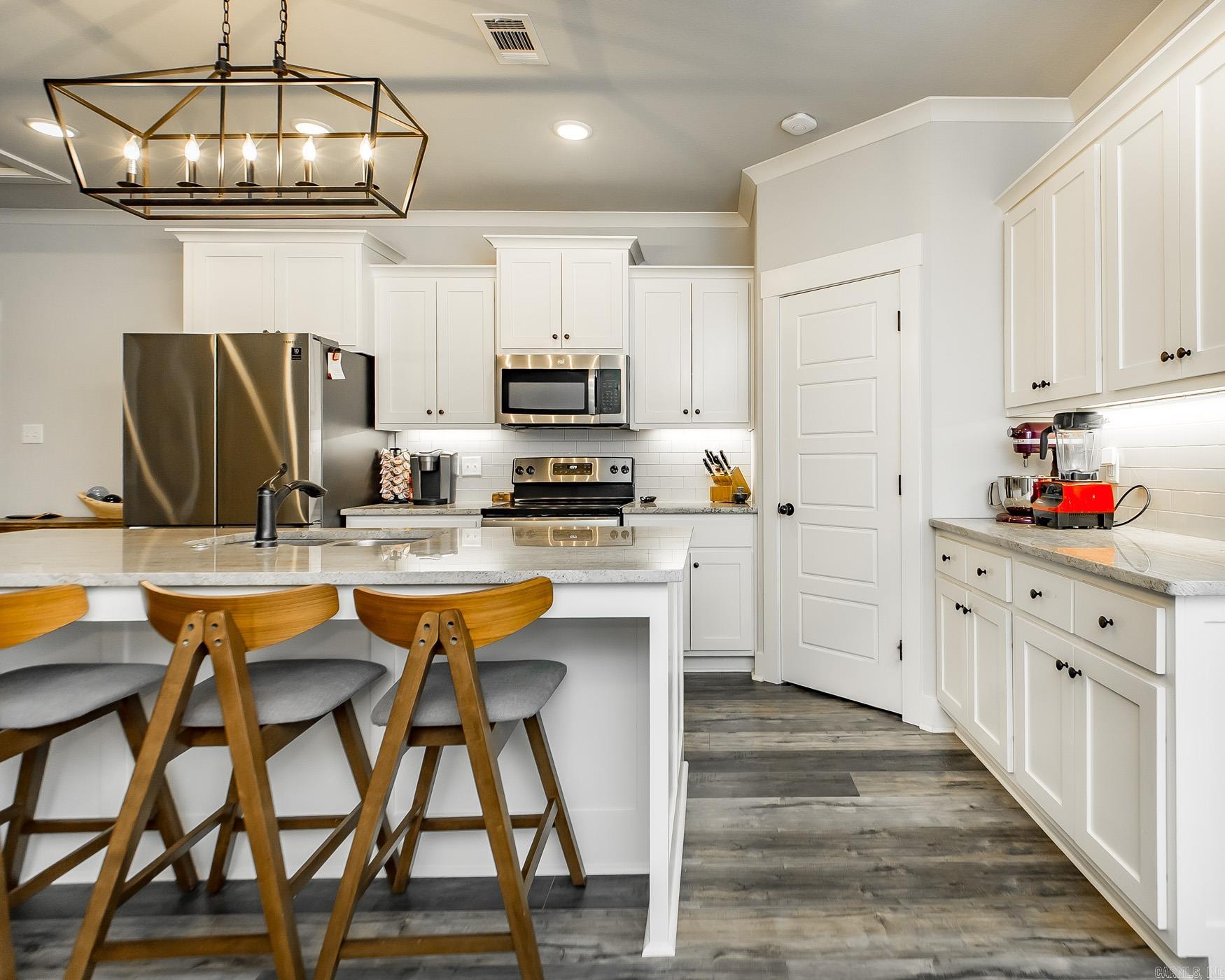 MOUNT TABOR ESTATES - Residential