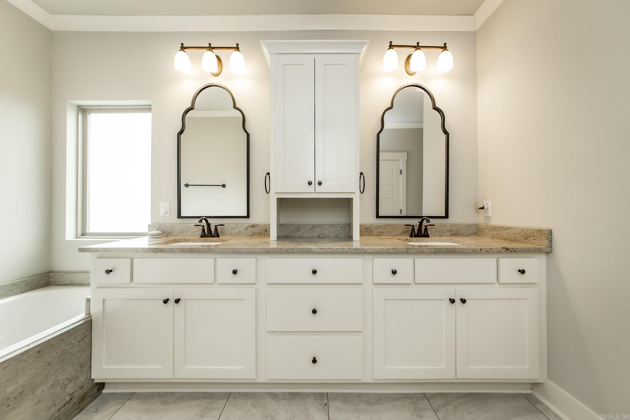 MOUNT TABOR ESTATES - Residential