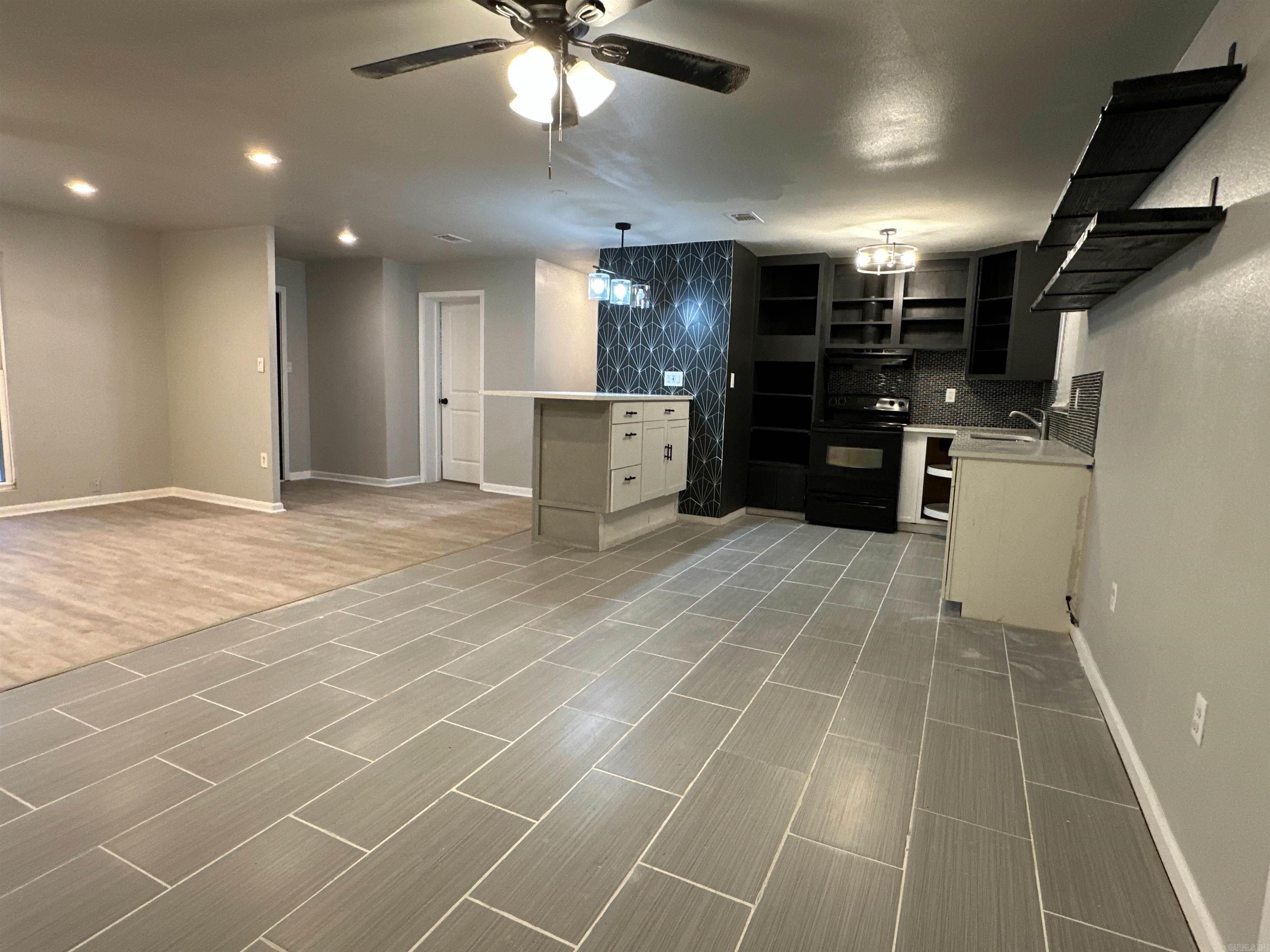 Watson Manor - Residential Lease