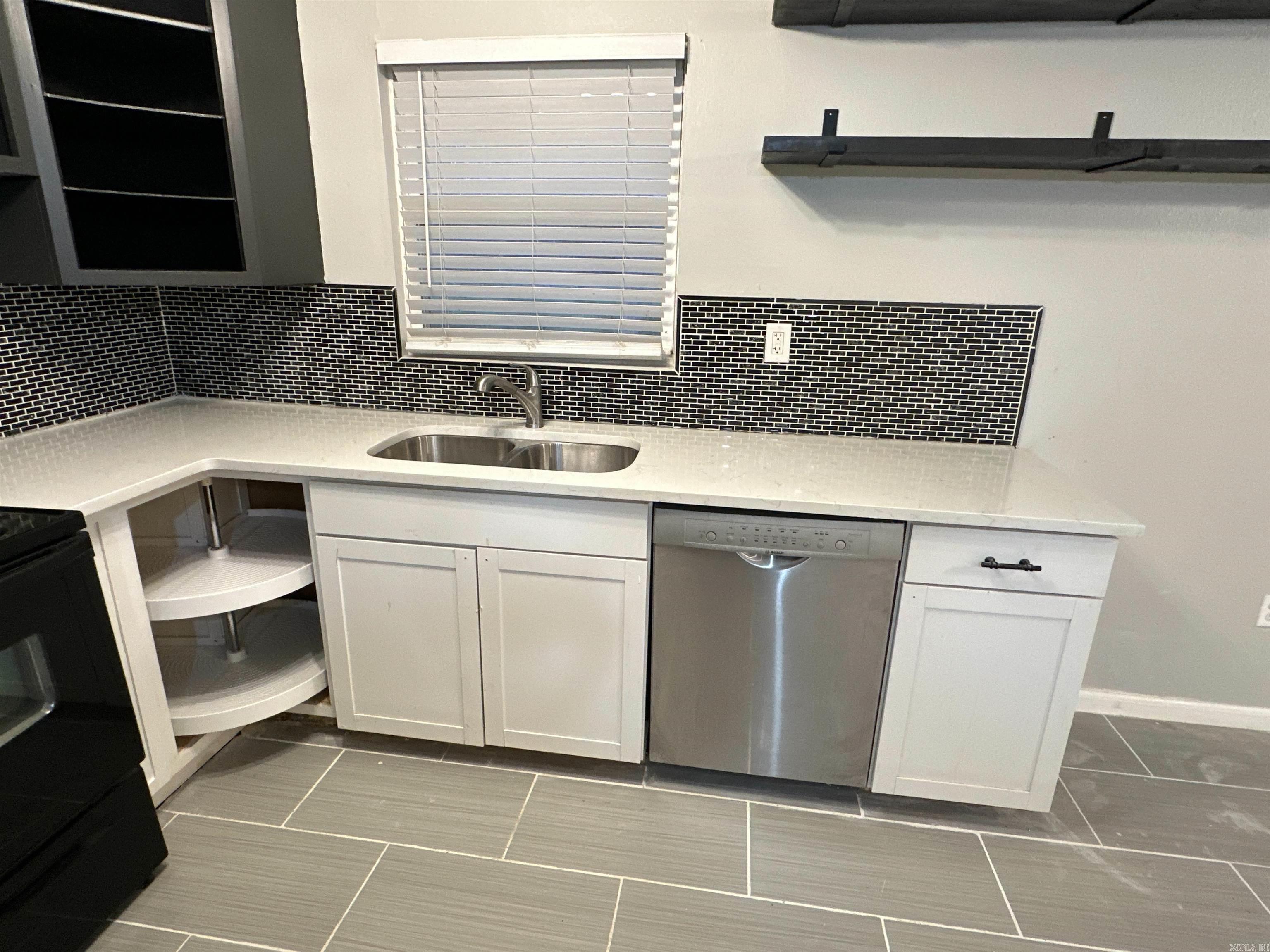 Watson Manor - Residential Lease