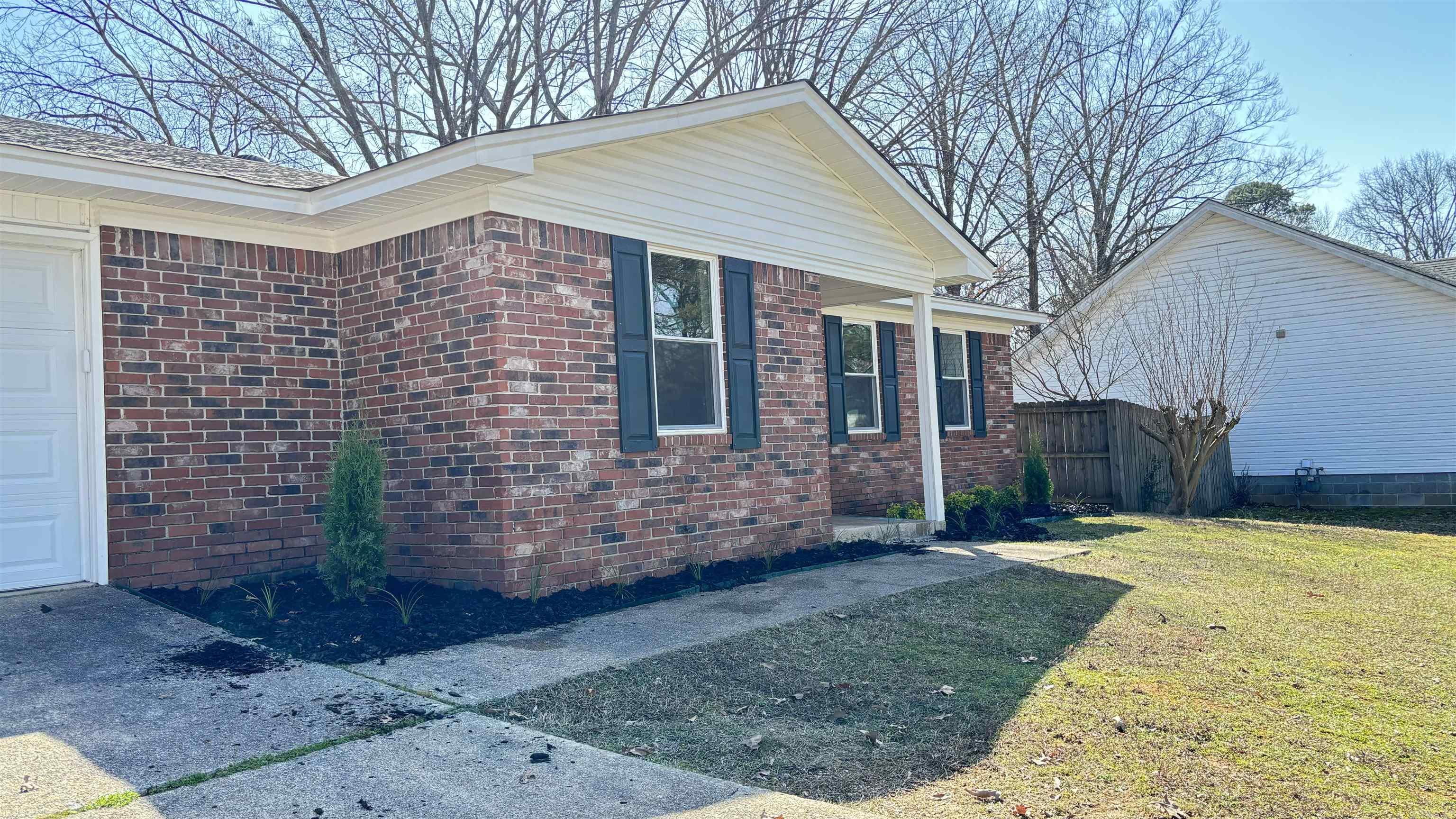 Springhill Manor West - Residential