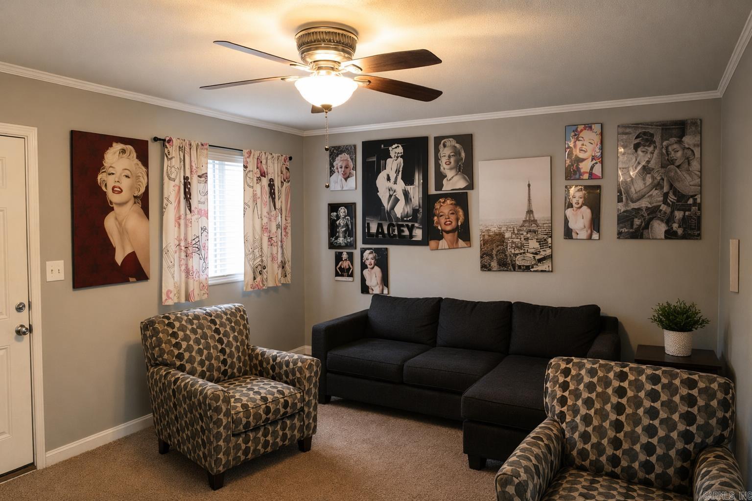 PINE PARK - Residential