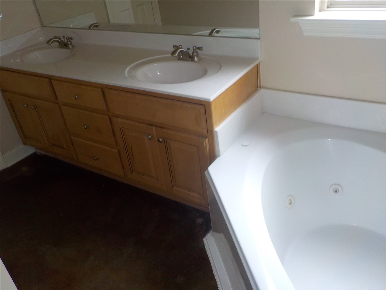 Brentwood Villas - Residential Lease