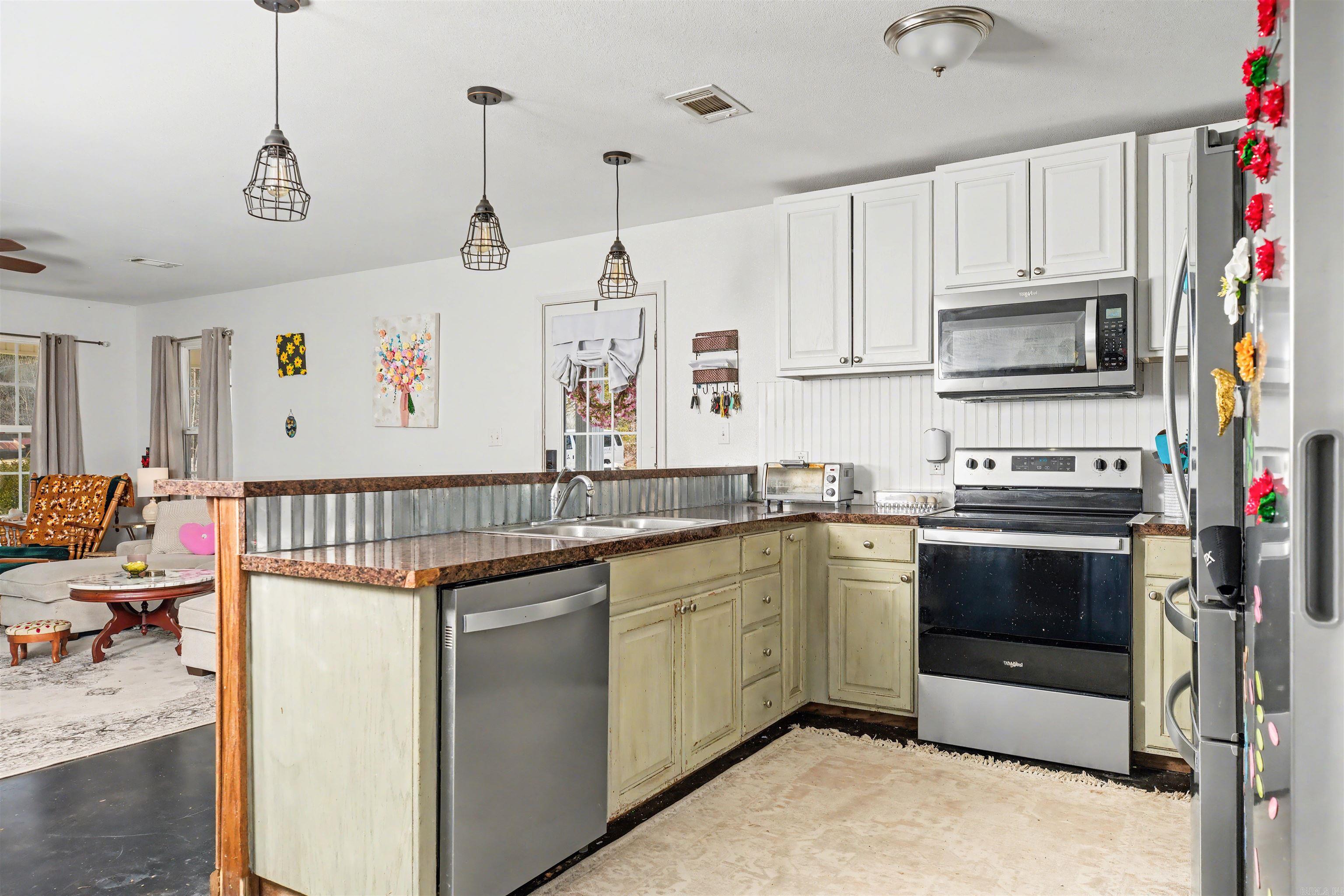 SOUTH SHERIDAN - Residential