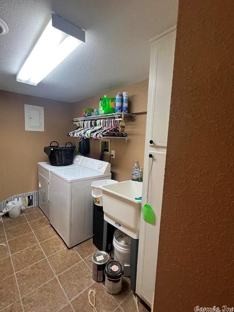 Navajo Third - Residential