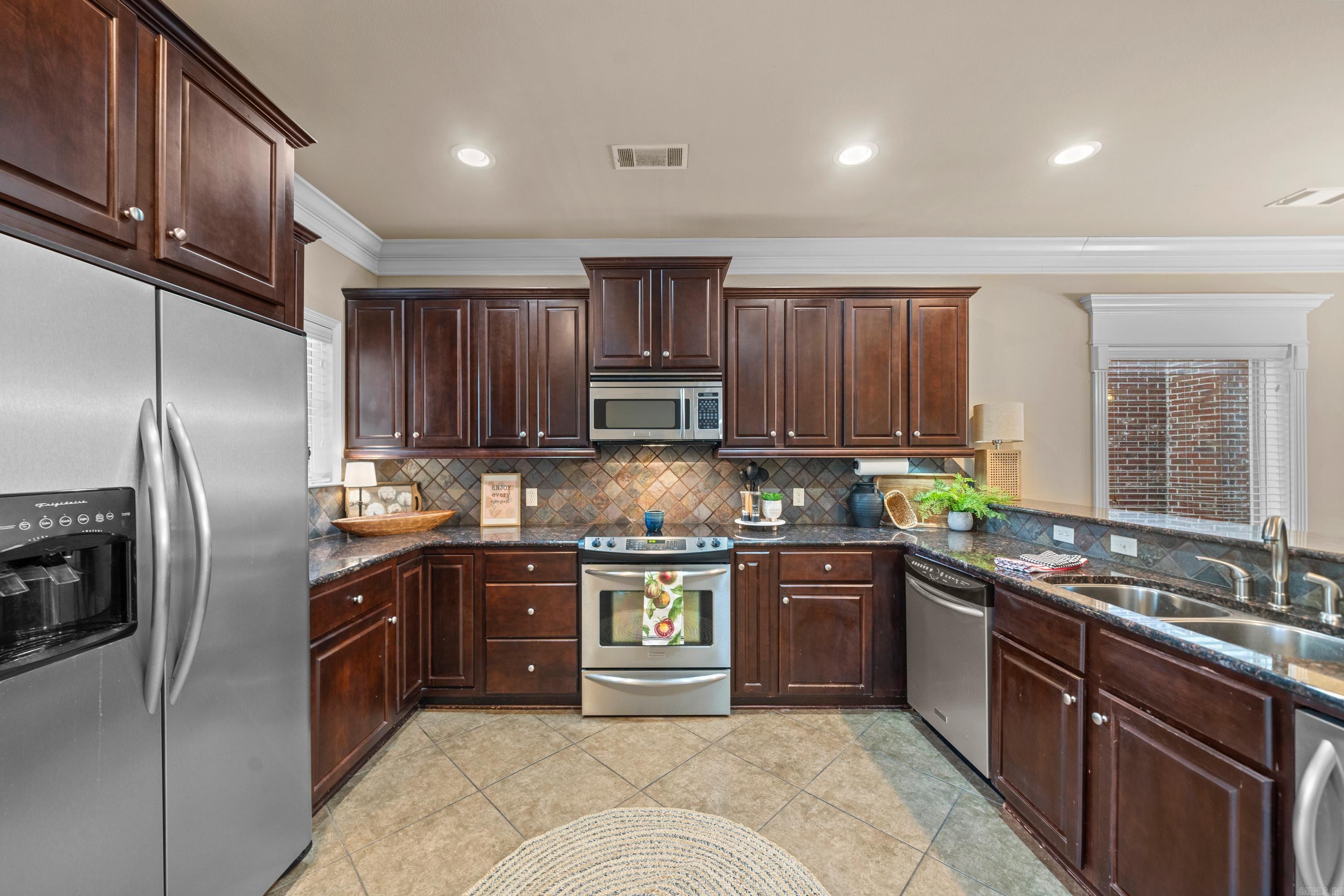Lakeland Bay HPR - Residential Lease