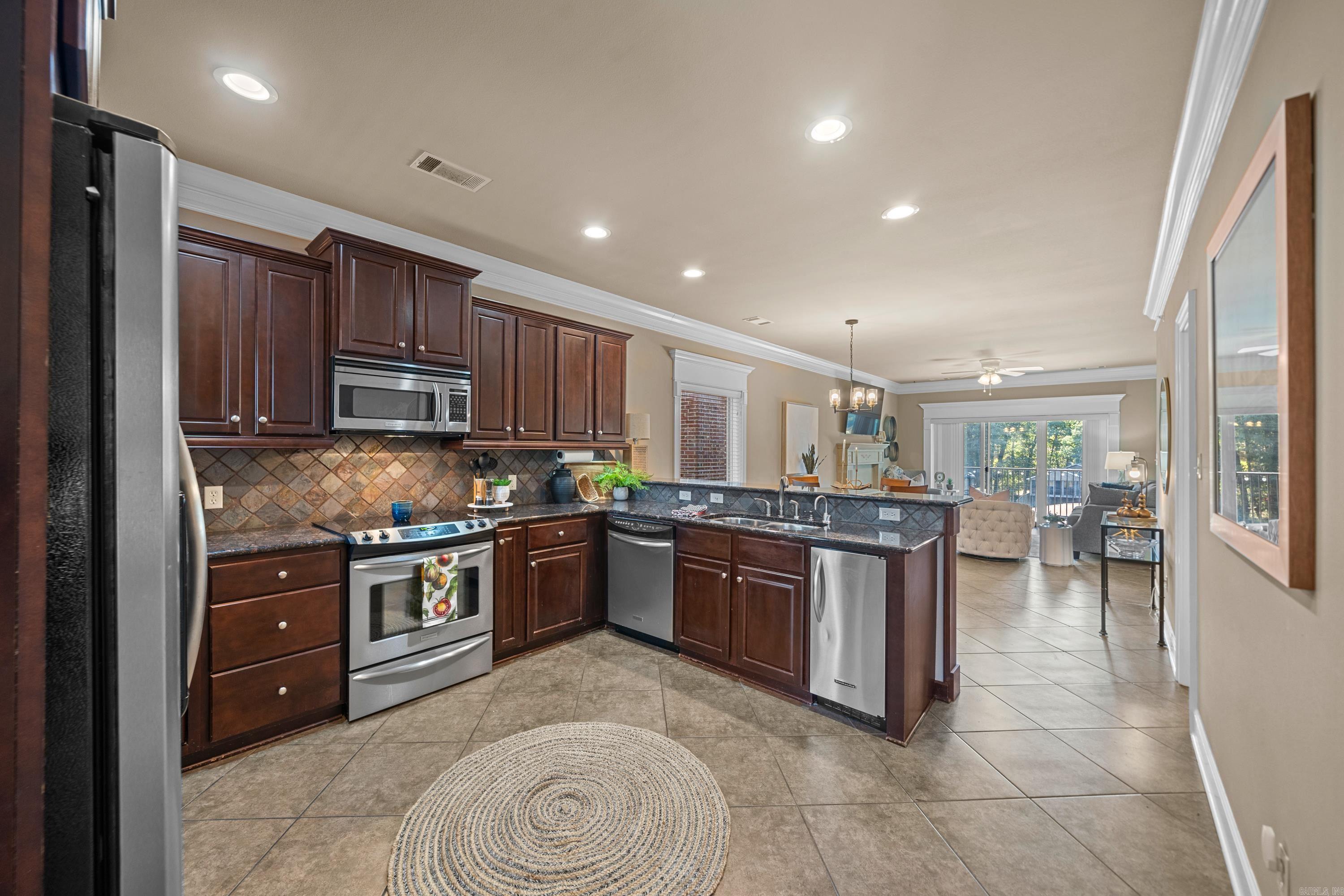 Lakeland Bay HPR - Residential Lease