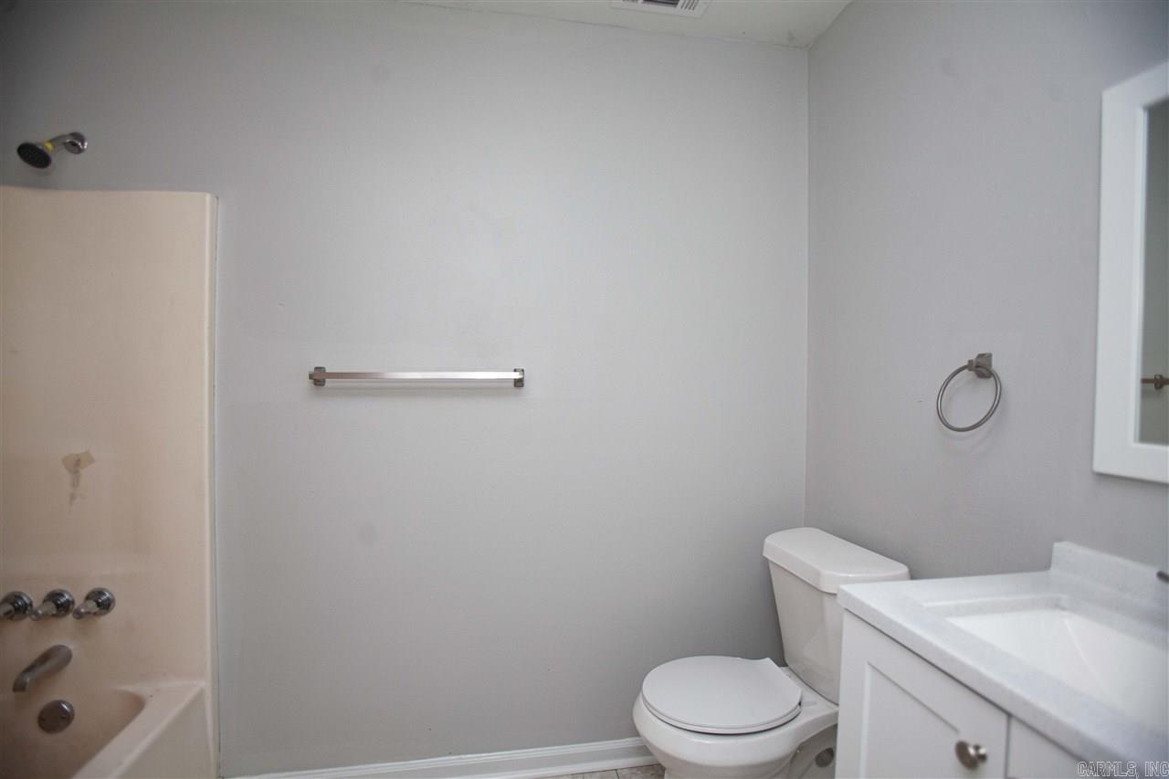 Arrowhead #4 - Residential Lease