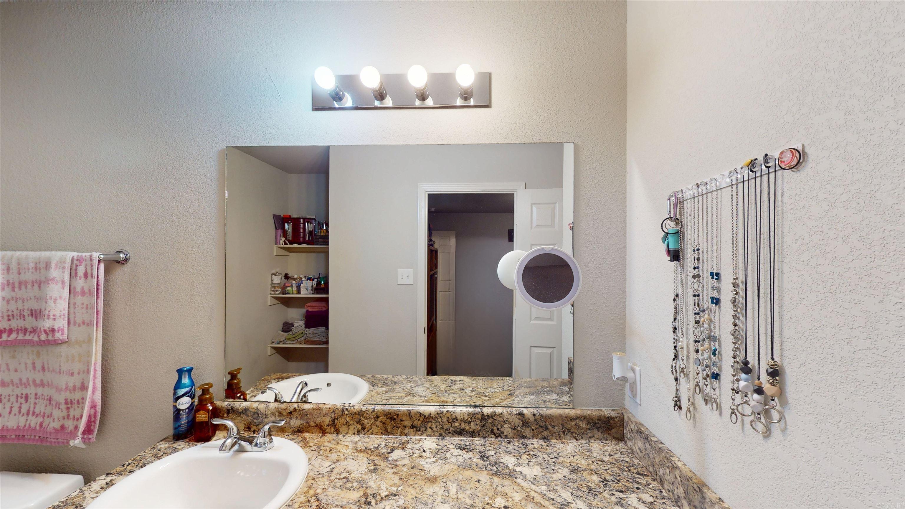 JUDE'S CROSSING - Residential