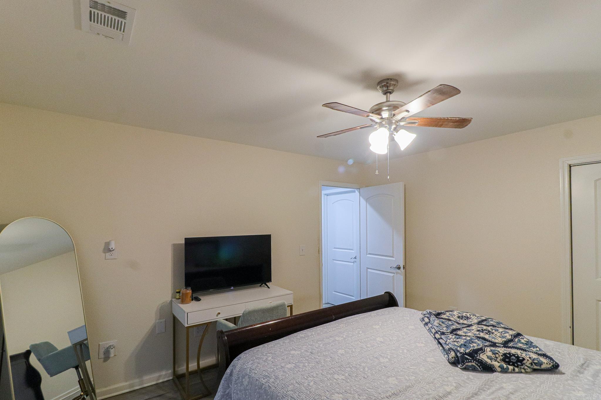 Sedgwick Original - Residential