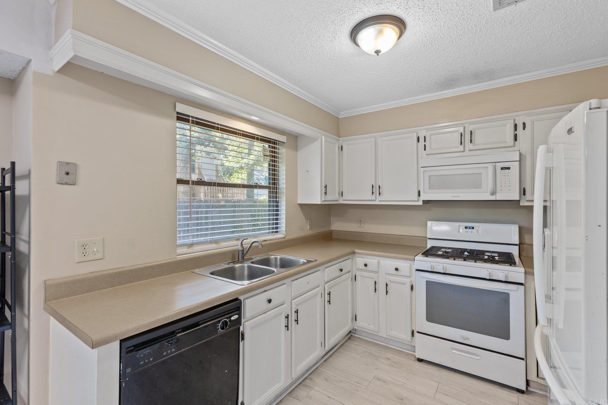 YORKWOOD - Residential