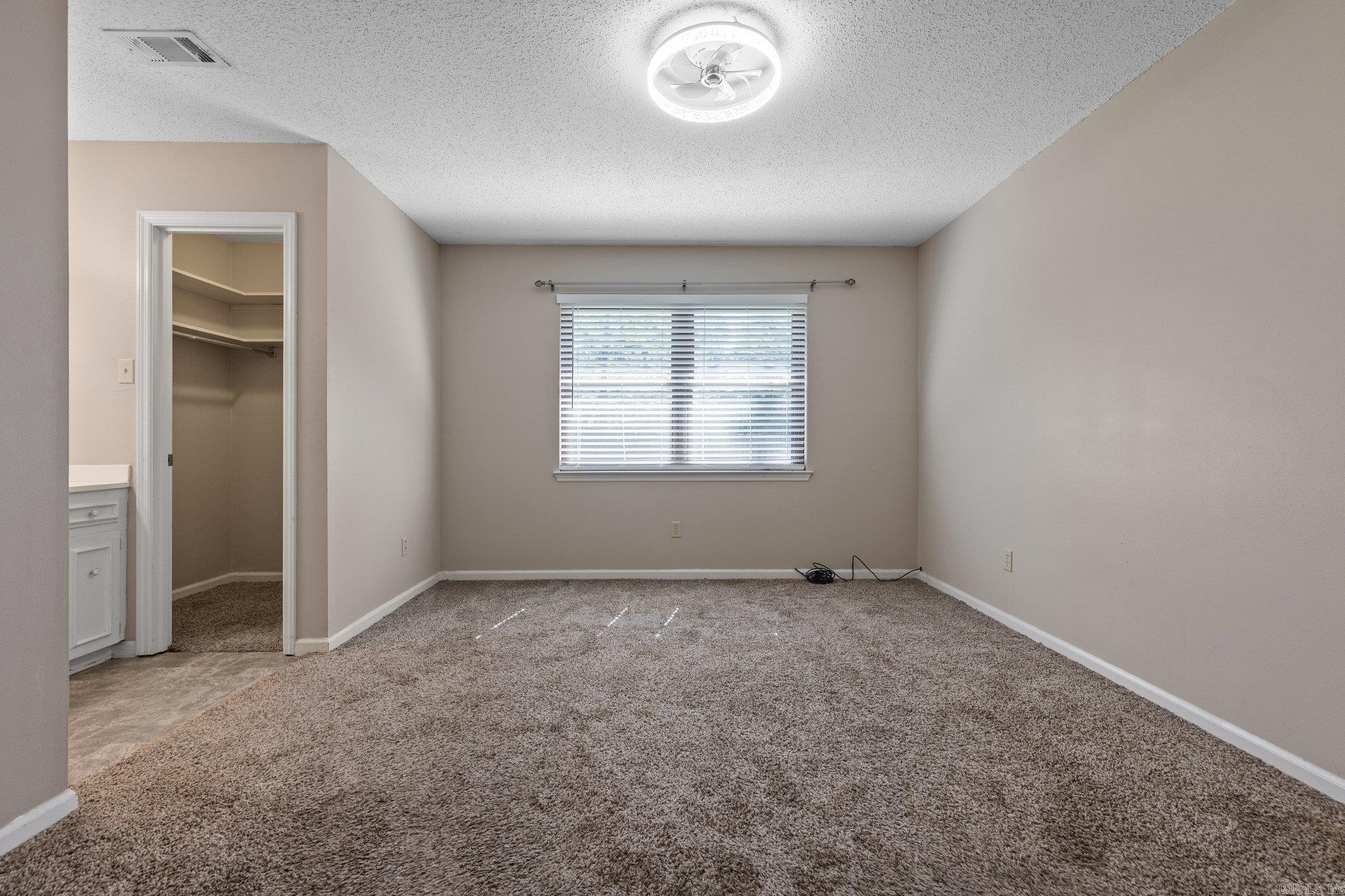 YORKWOOD - Residential