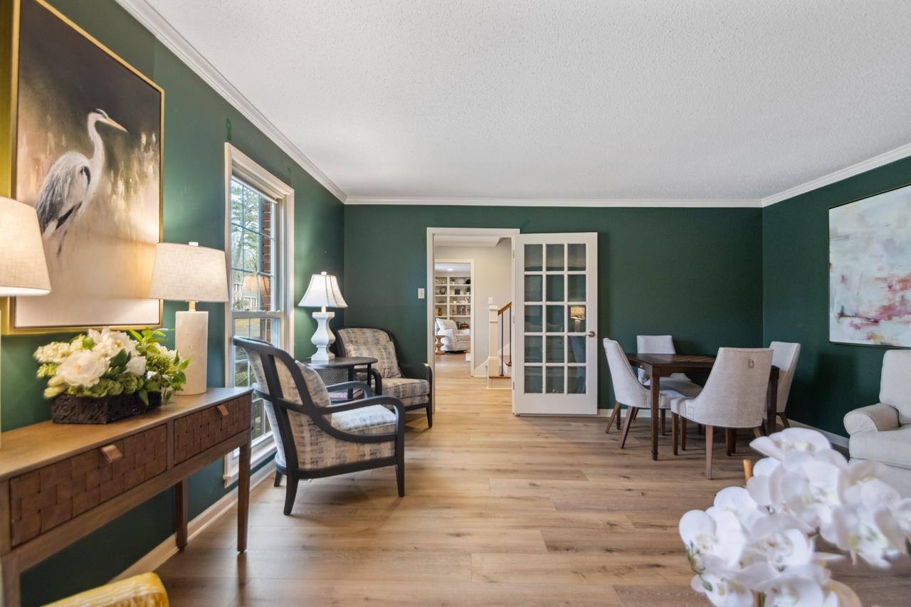 LONGLEA - Residential