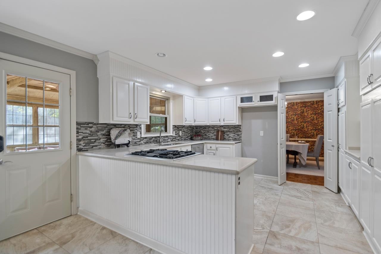 LONGLEA - Residential