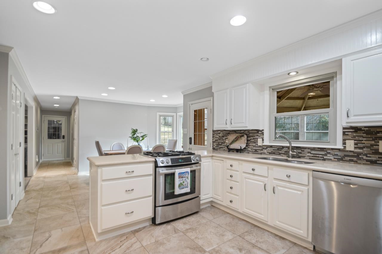 LONGLEA - Residential