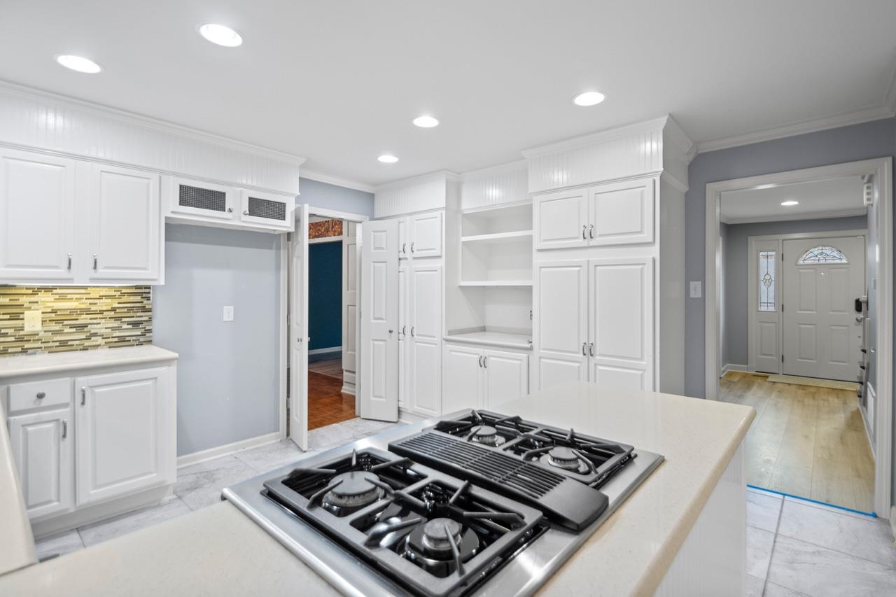 LONGLEA - Residential