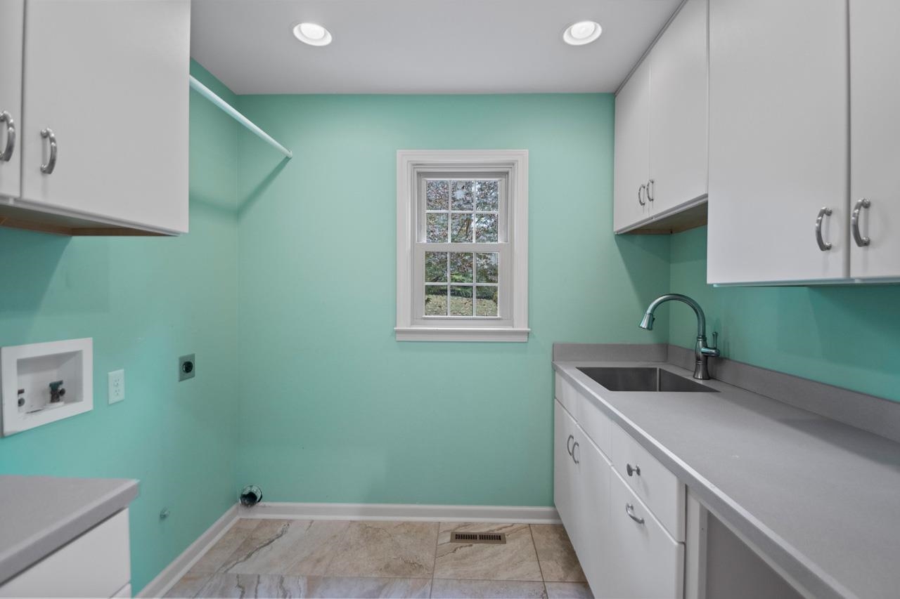 LONGLEA - Residential