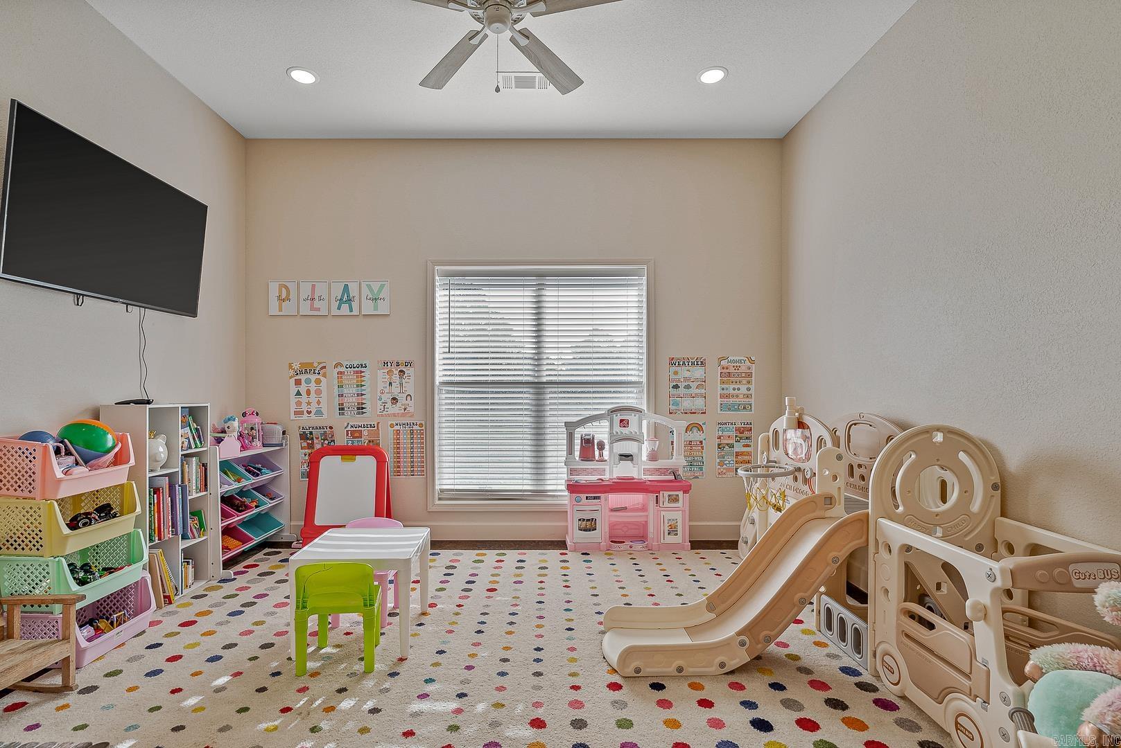Woodland Hill Estates - Residential