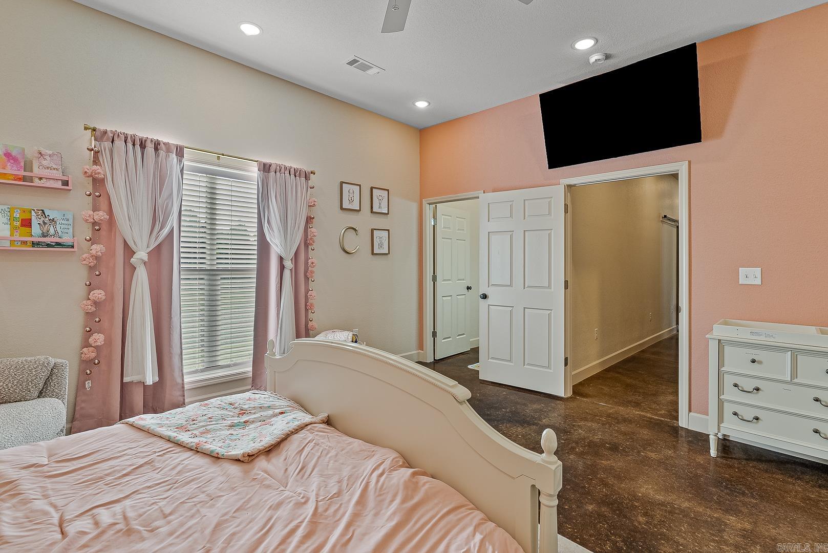 Woodland Hill Estates - Residential