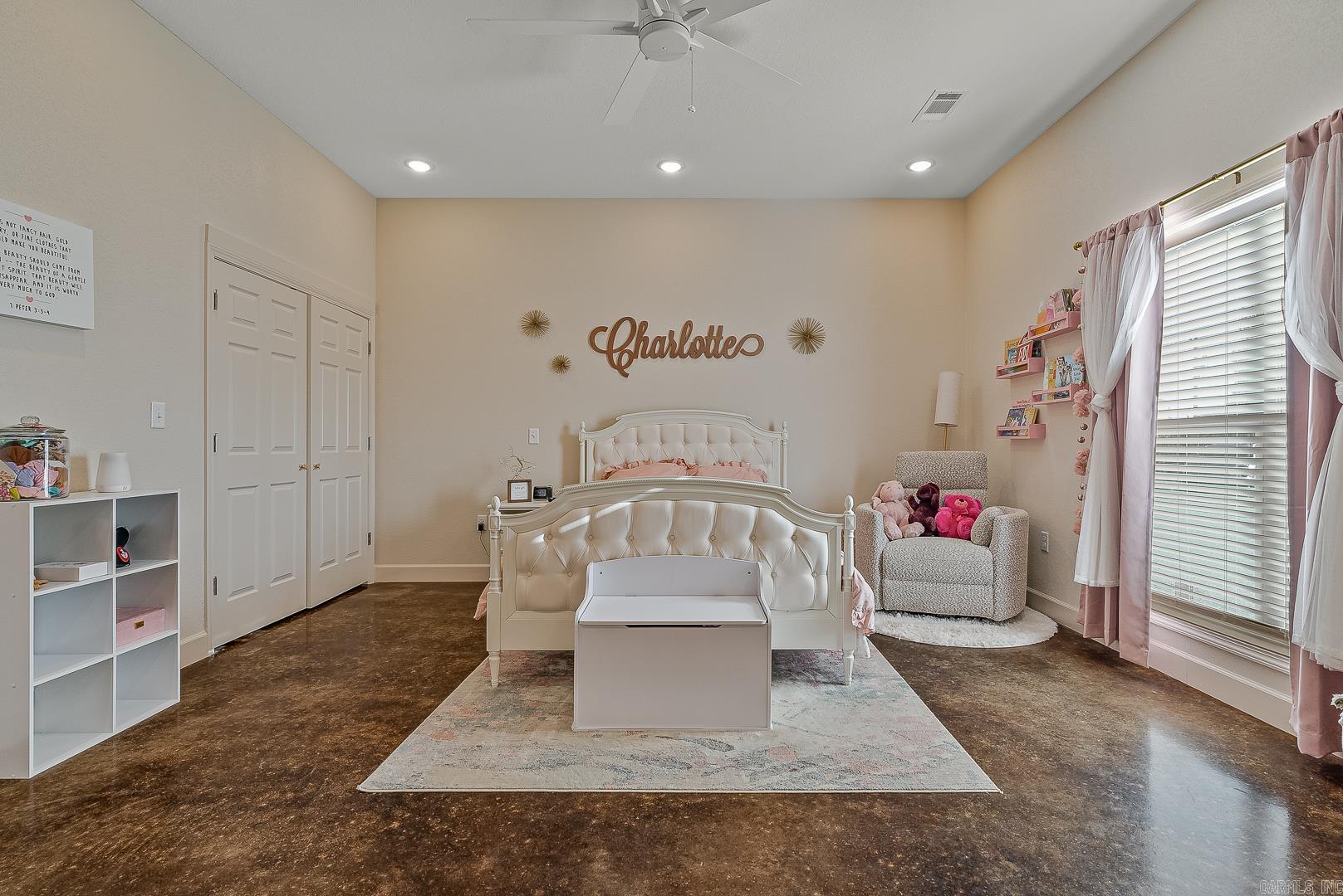 Woodland Hill Estates - Residential