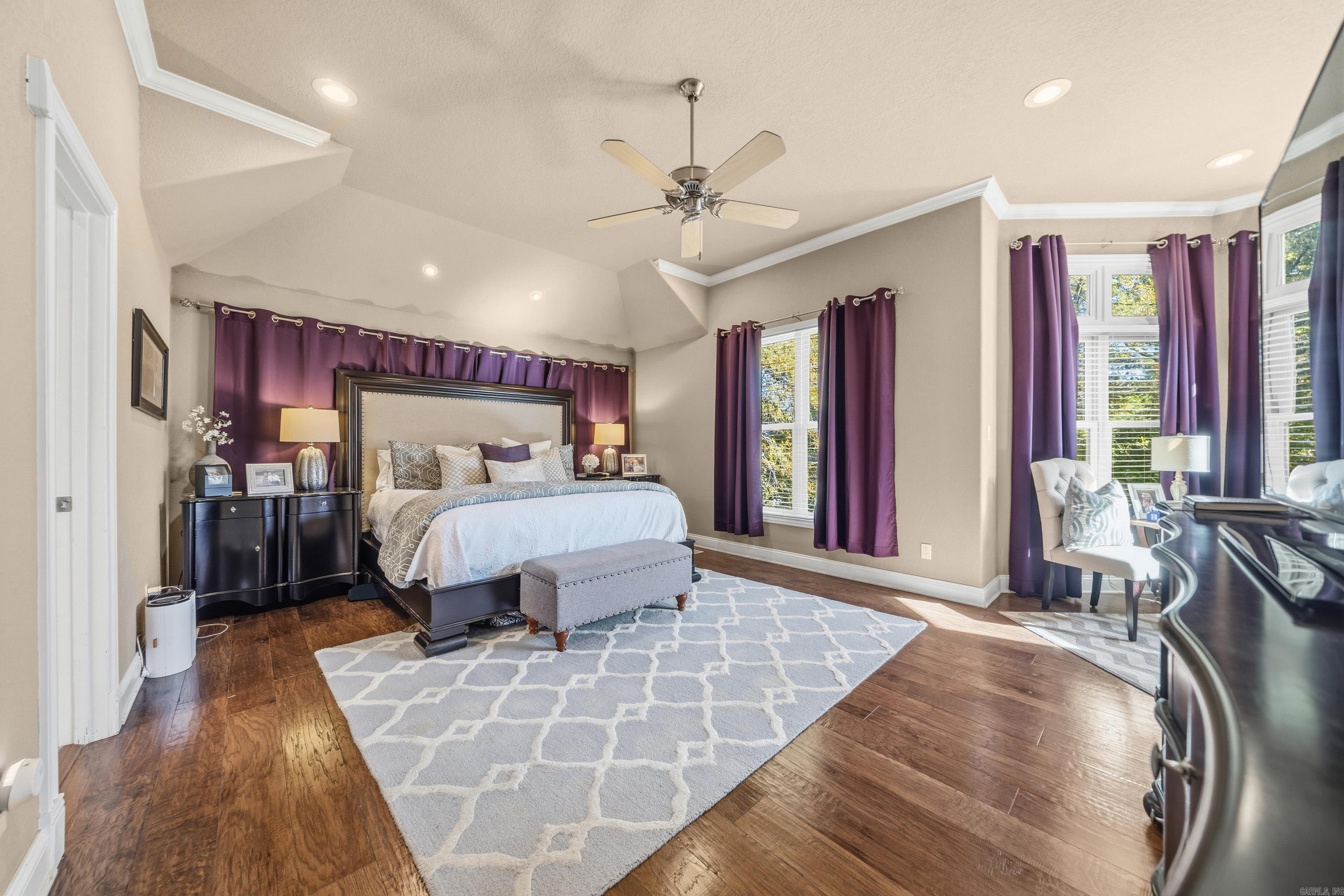 LOTUS VALLEY - Residential